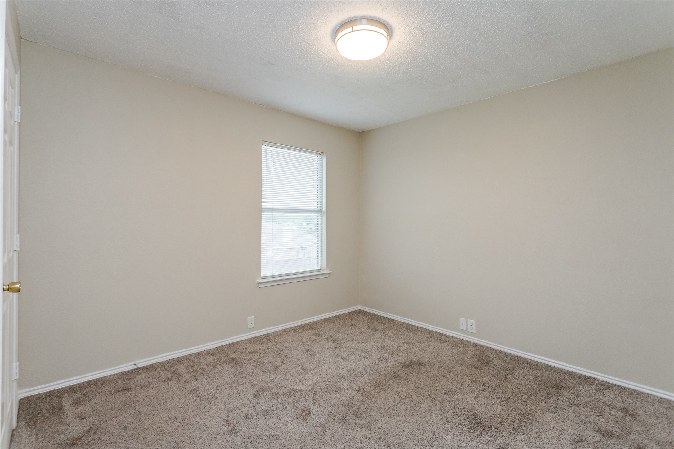 1308 Dundee Drive Arlington TX 76002