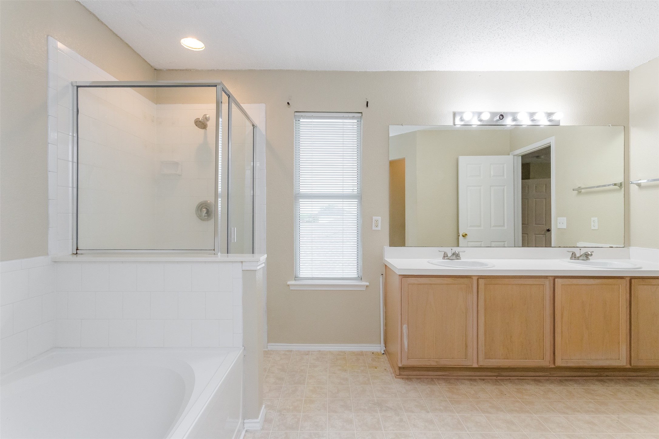 1308 Dundee Drive Arlington TX 76002