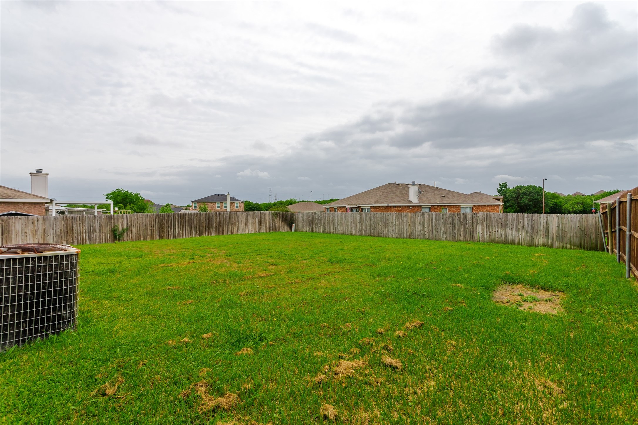 1308 Dundee Drive Arlington TX 76002