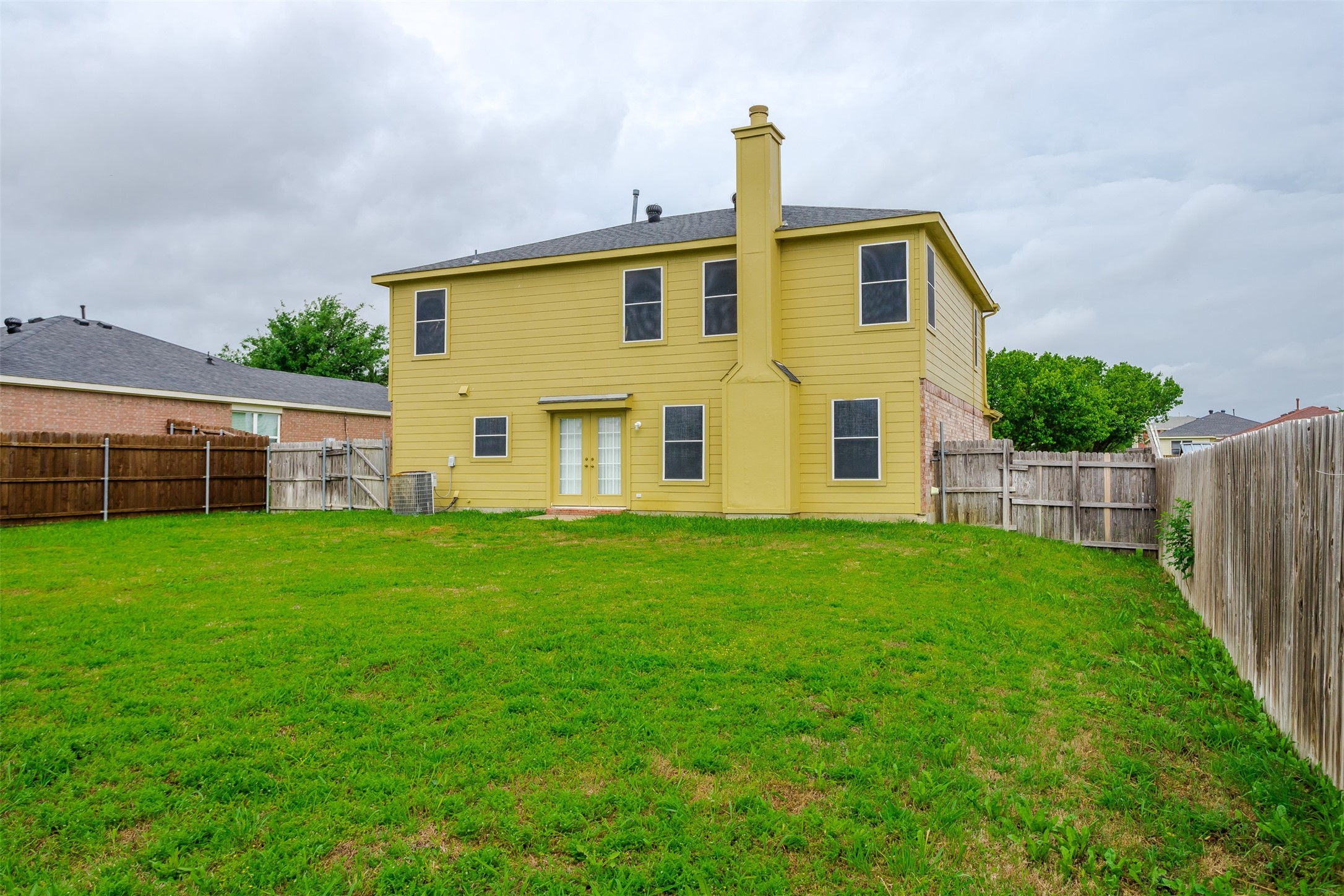 1308 Dundee Drive Arlington TX 76002