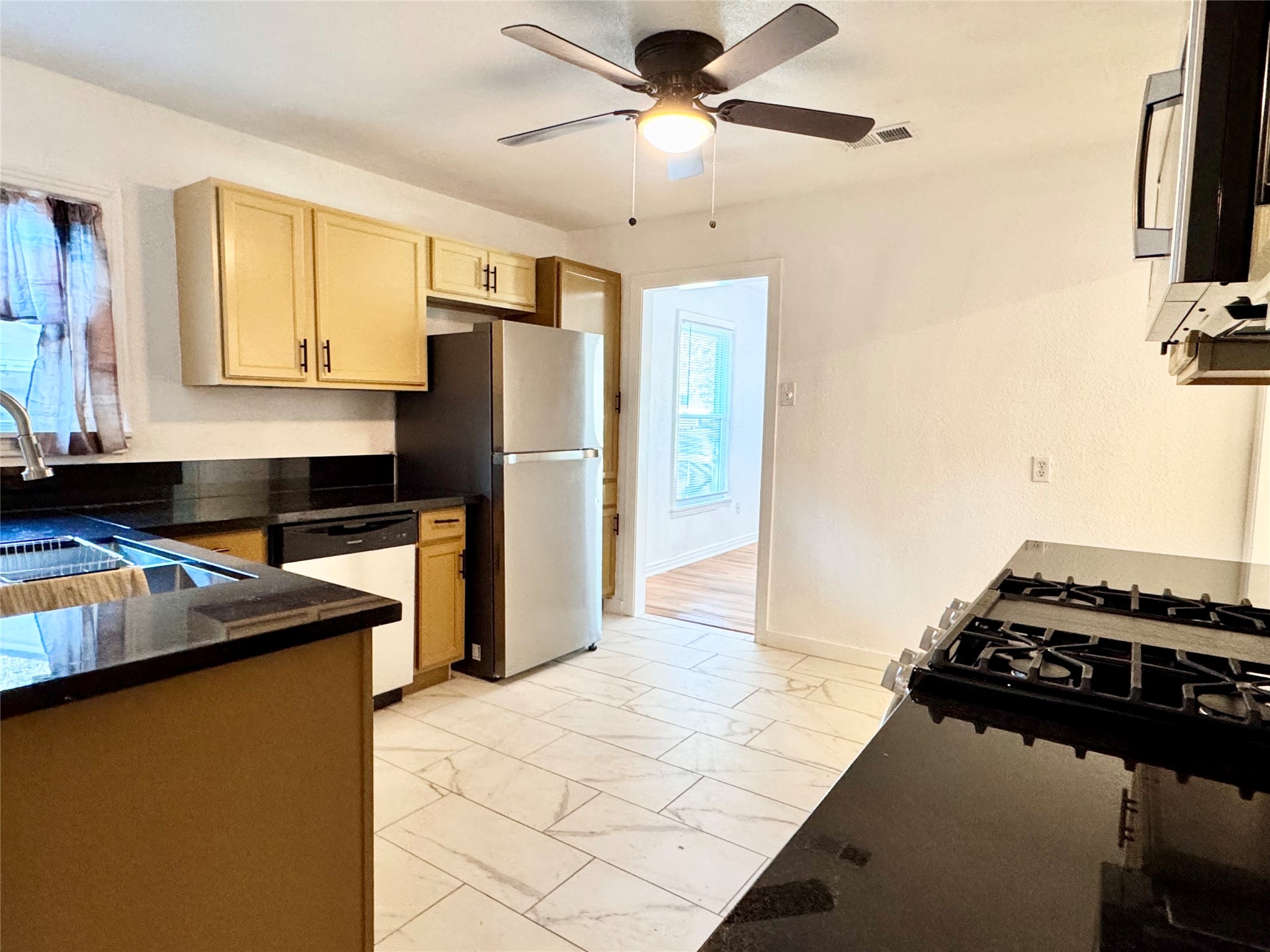 4236 Voncille Street Haltom City TX 76117