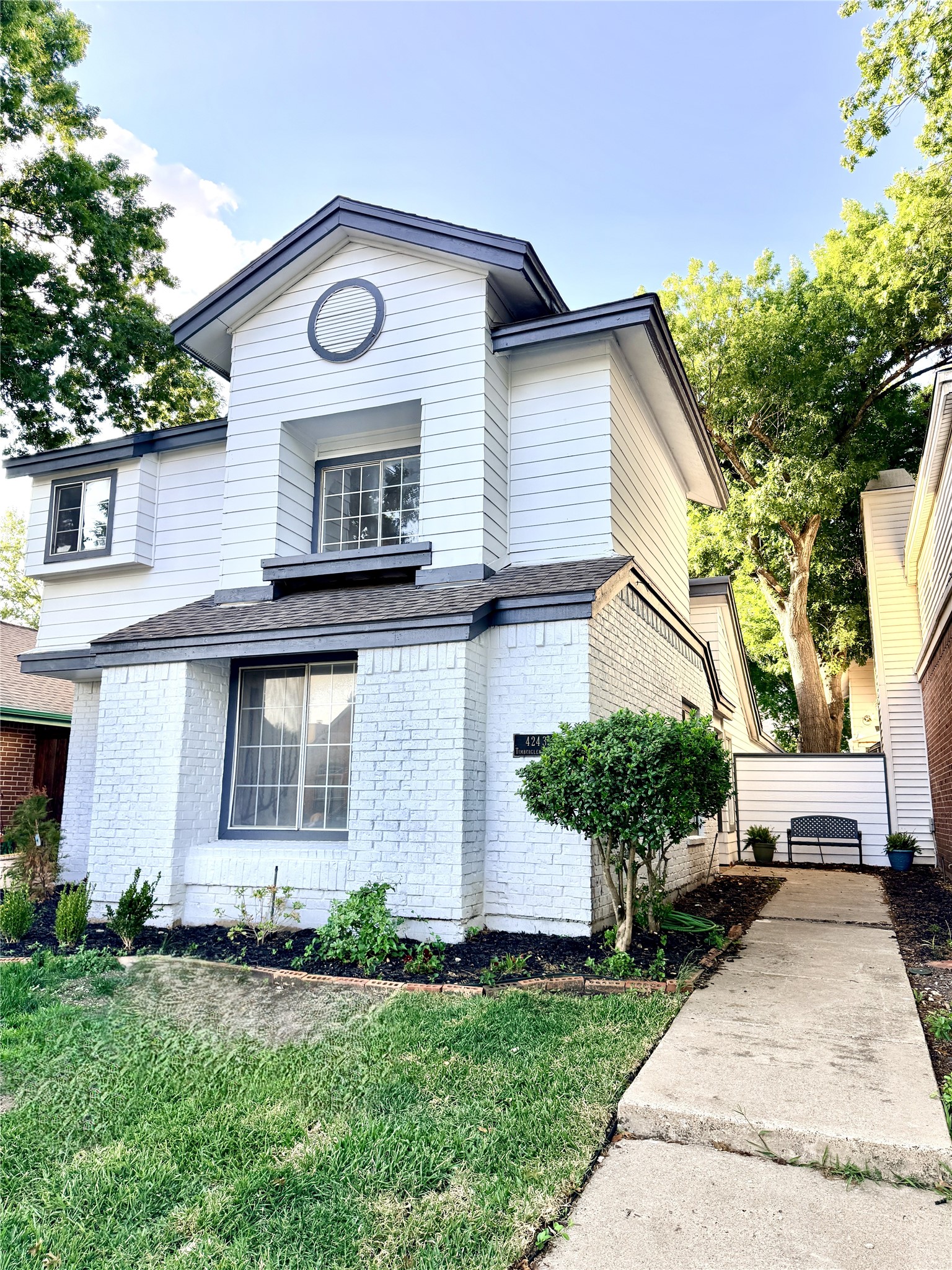 4243 Timberglen Road Dallas TX 75287