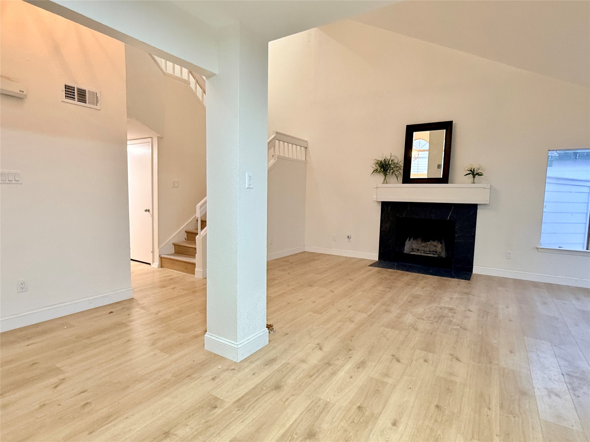 4243 Timberglen Road Dallas TX 75287