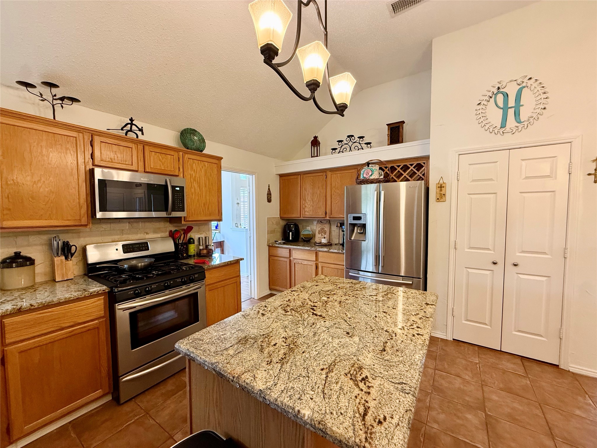 1658 Glenmore Drive Lewisville TX 75077