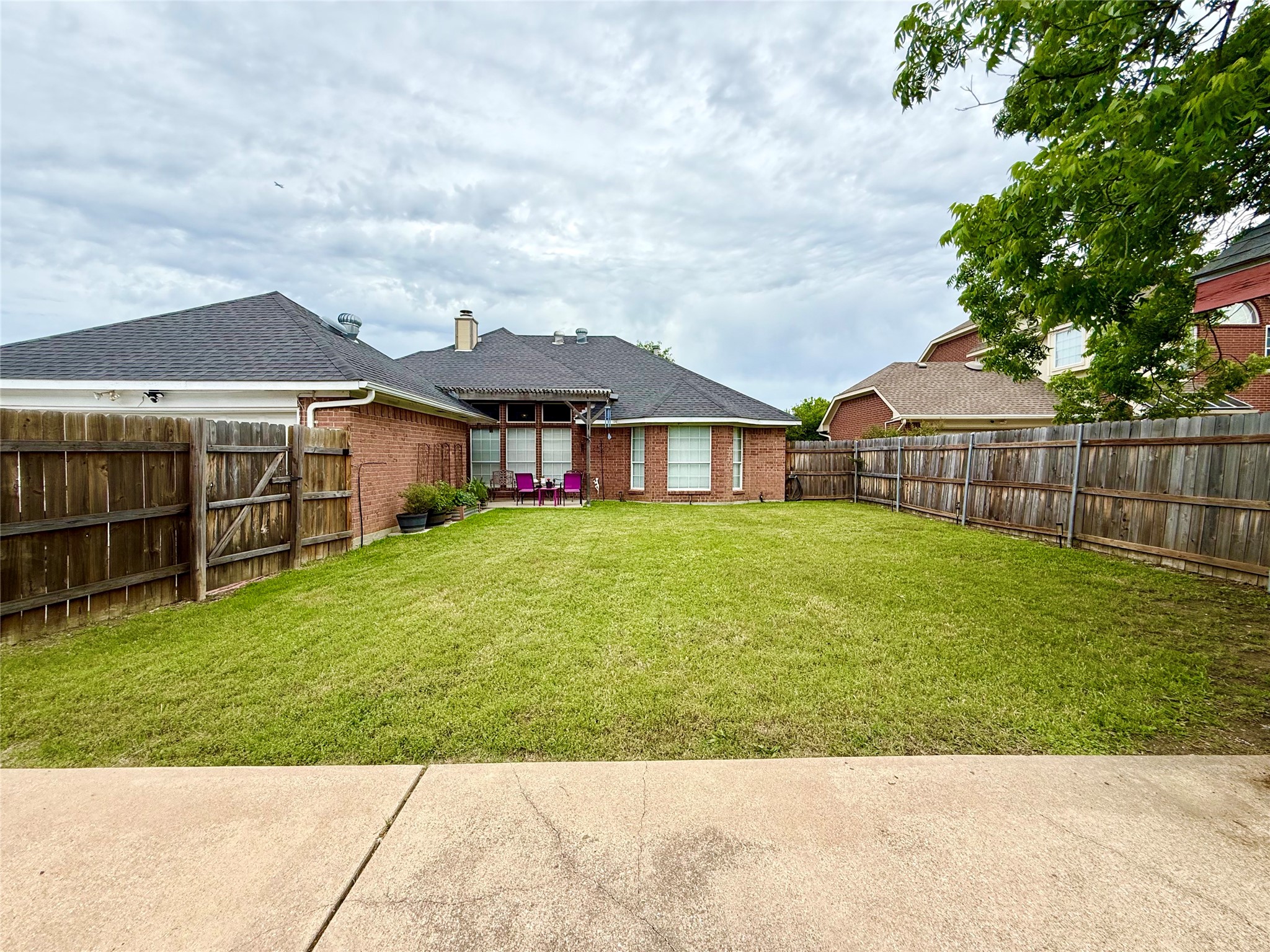 1658 Glenmore Drive Lewisville TX 75077