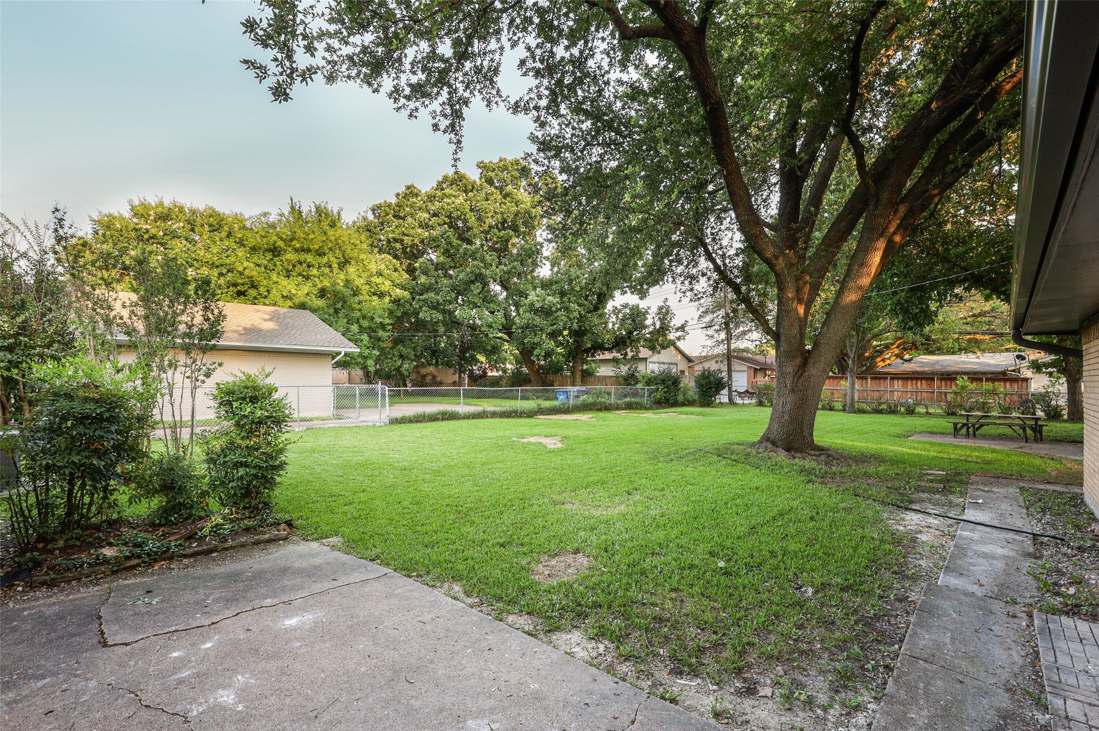 3126 Jubilee Trail Dallas TX 75229