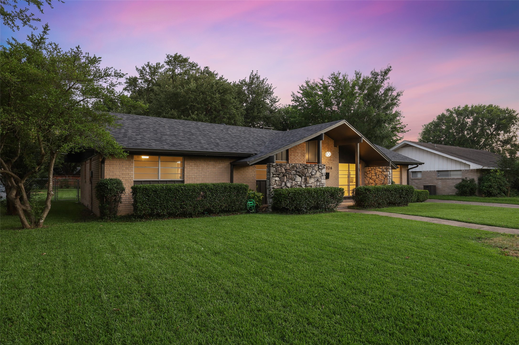 3126 Jubilee Trail Dallas TX 75229