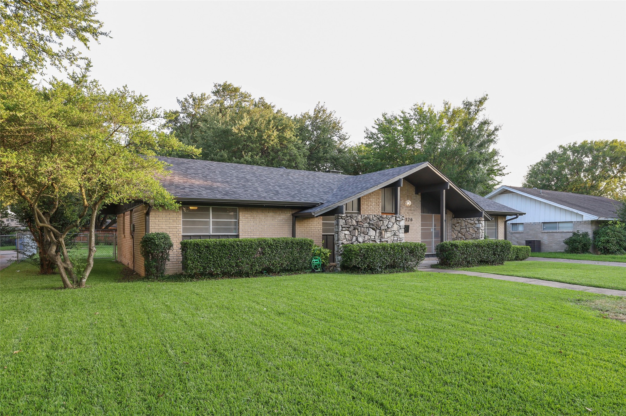 3126 Jubilee Trail Dallas TX 75229