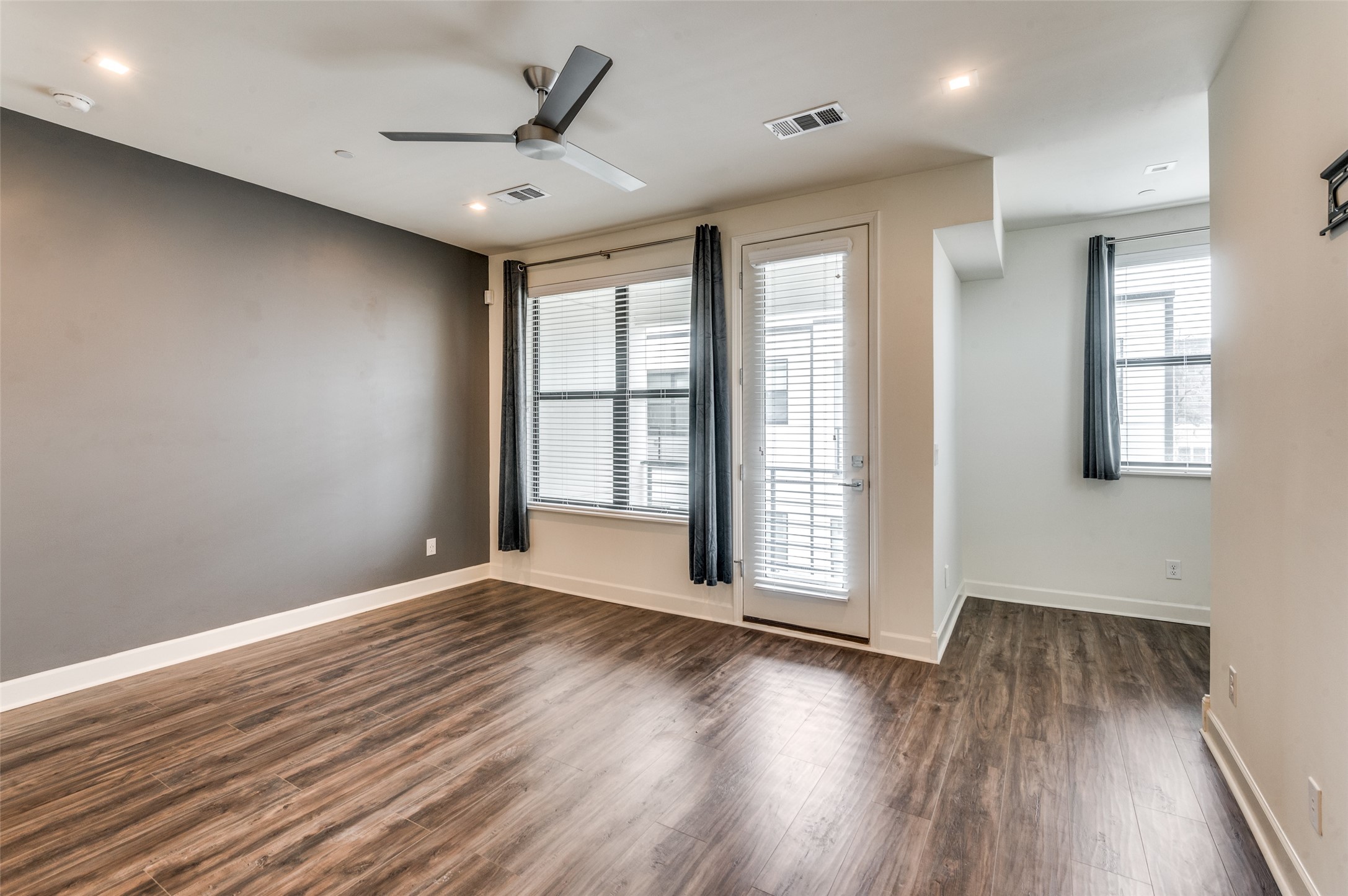 1813 Park Avenue Dallas TX 75215