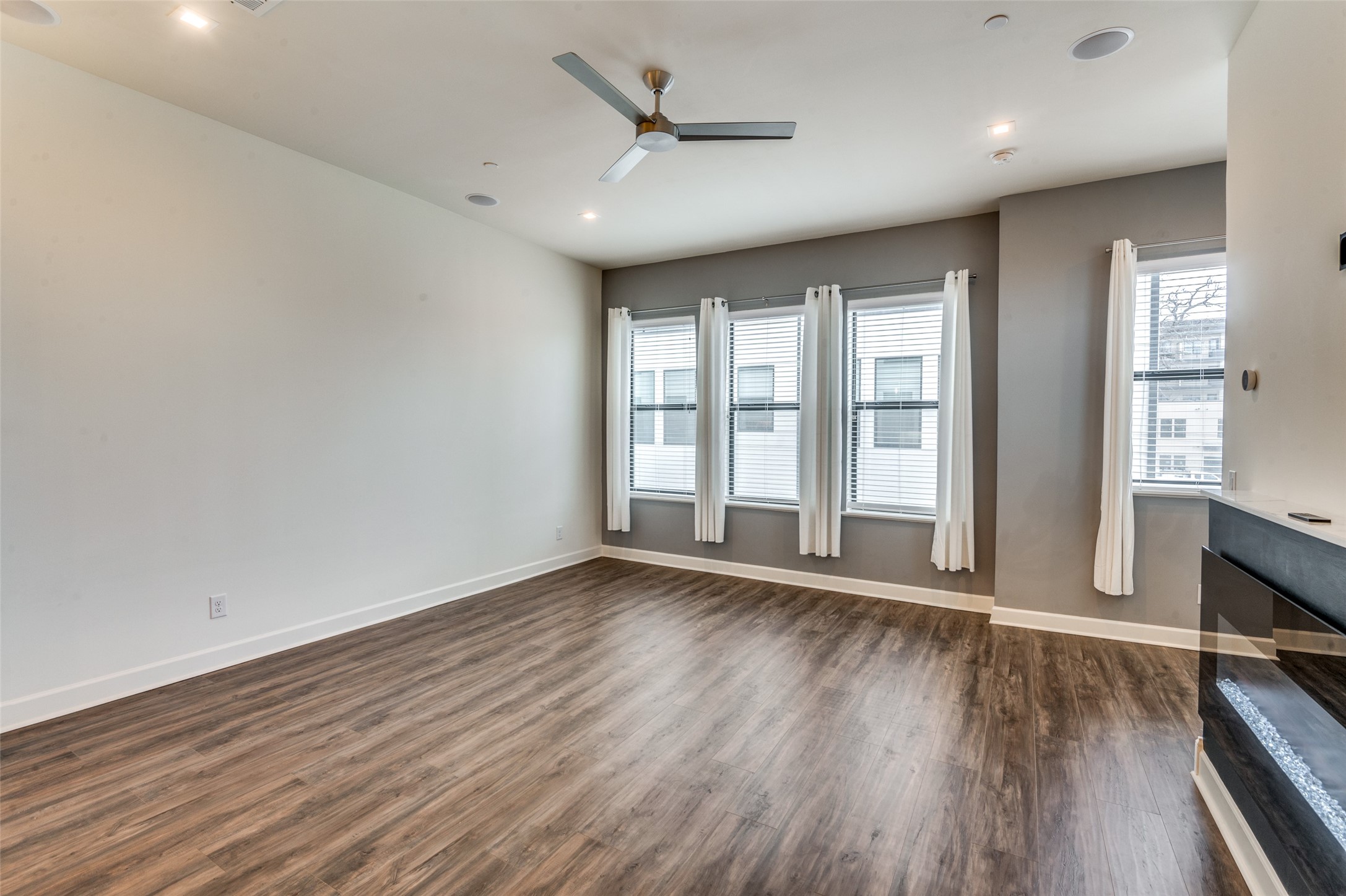 1813 Park Avenue Dallas TX 75215