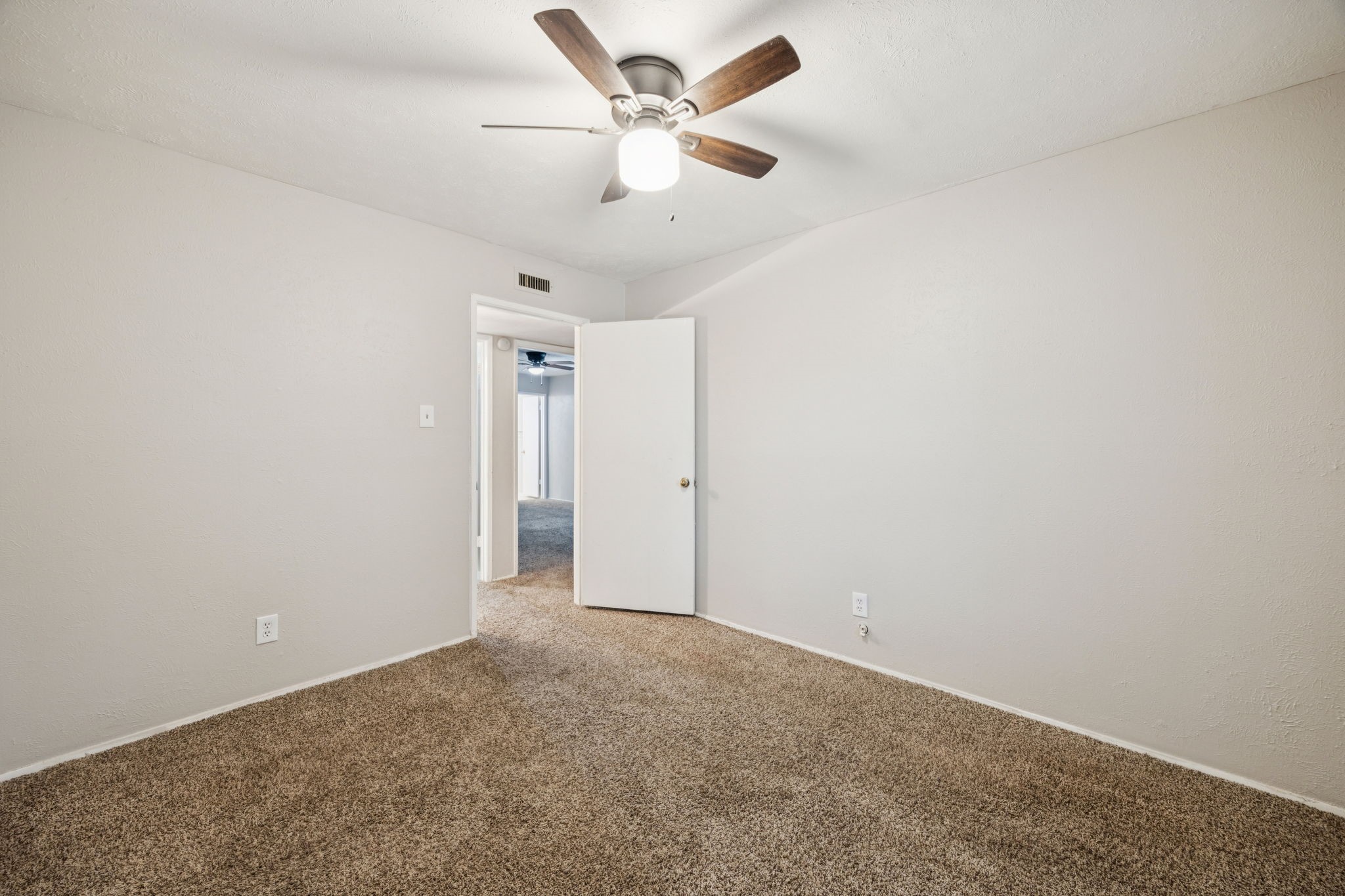 317 E Grenoble Drive Grand Prairie TX 75052