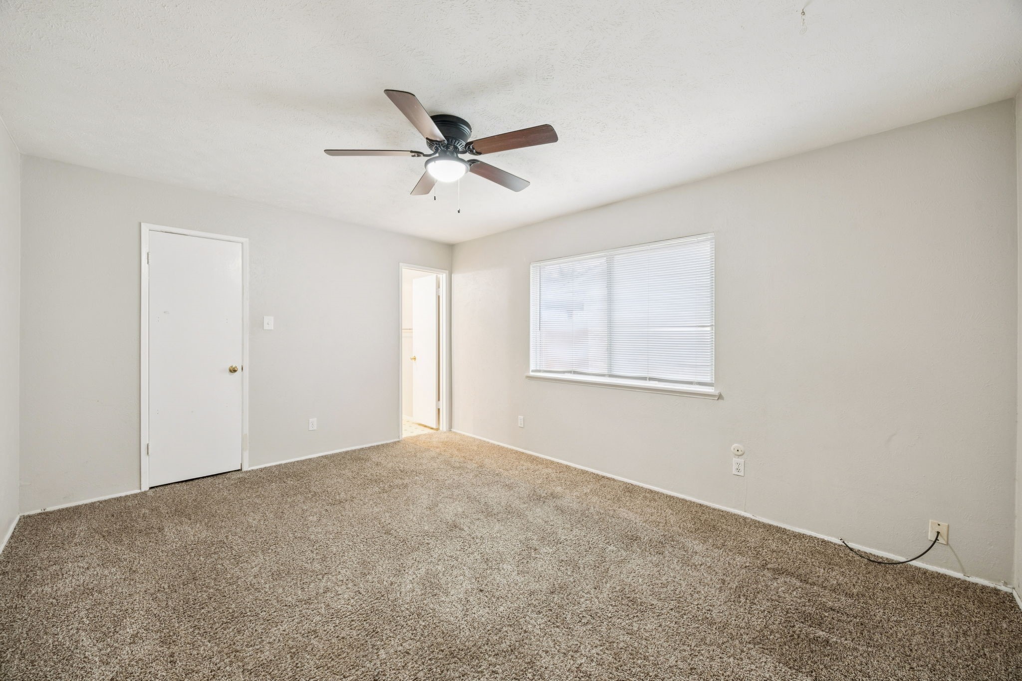 317 E Grenoble Drive Grand Prairie TX 75052