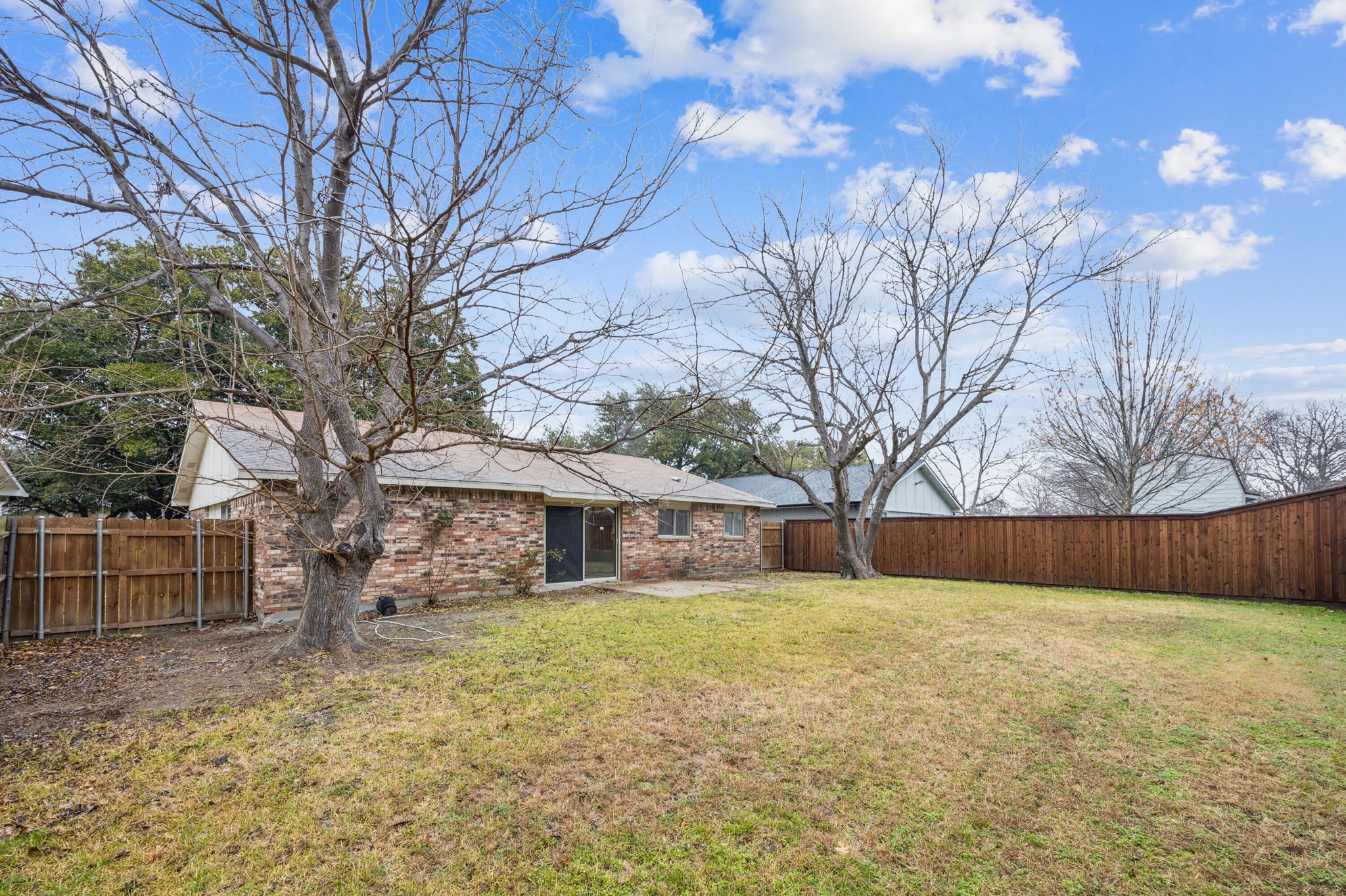 317 E Grenoble Drive Grand Prairie TX 75052