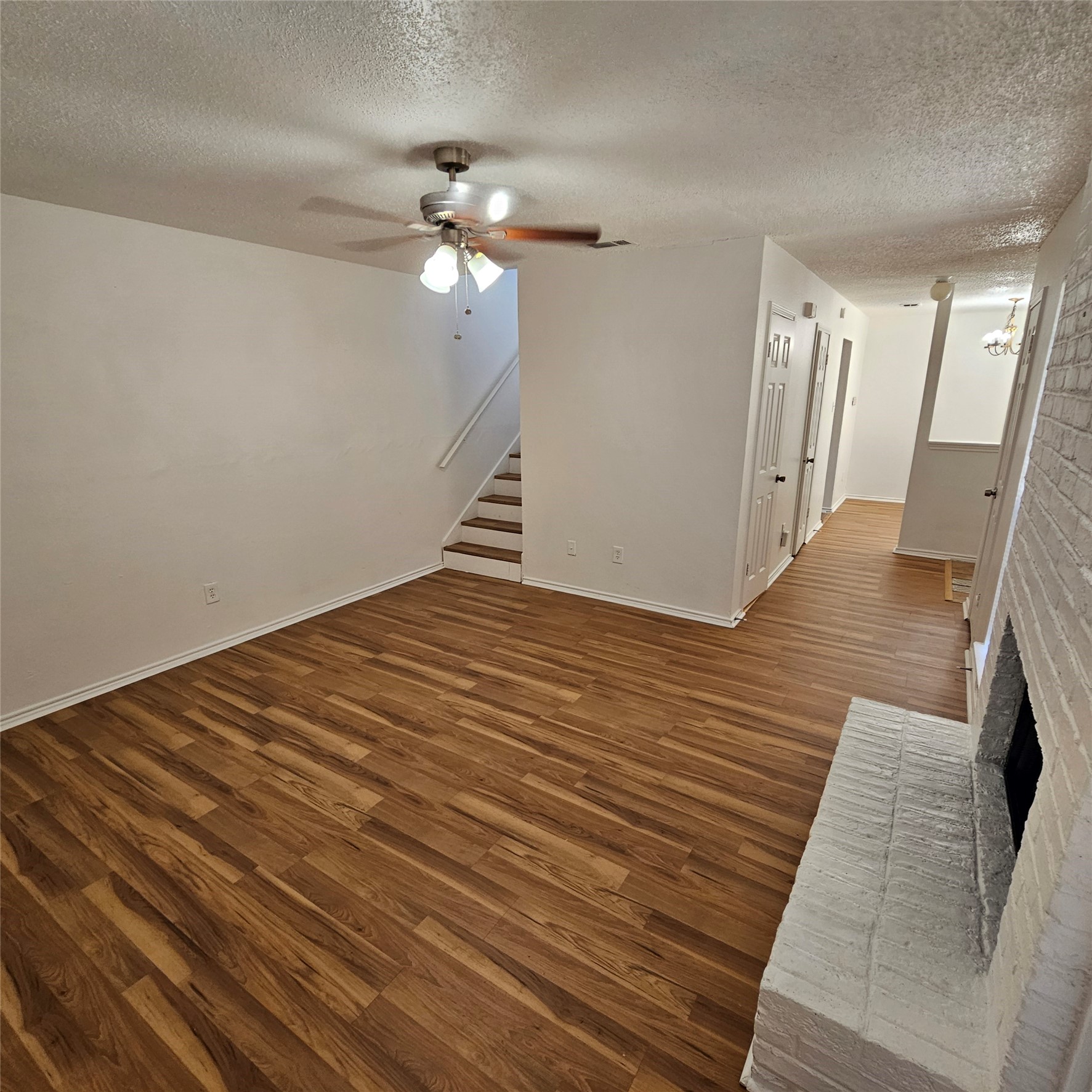 1400 Darr Street Irving TX 75061