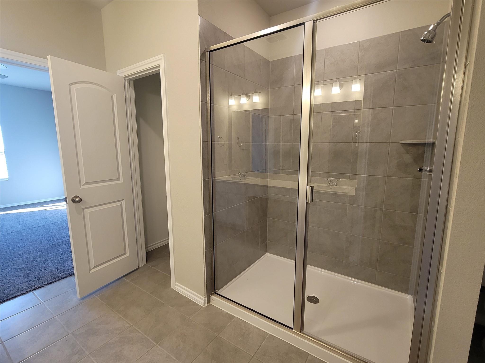 933 Ravenwood Lane Van Alstyne TX 75495