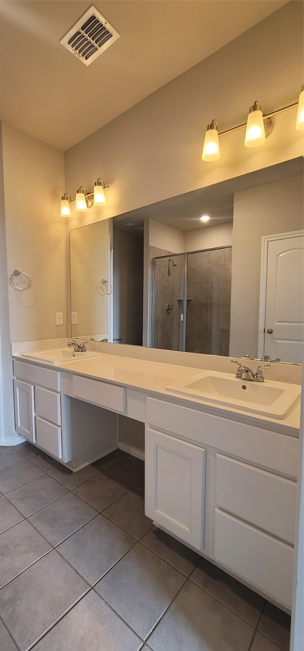 933 Ravenwood Lane Van Alstyne TX 75495