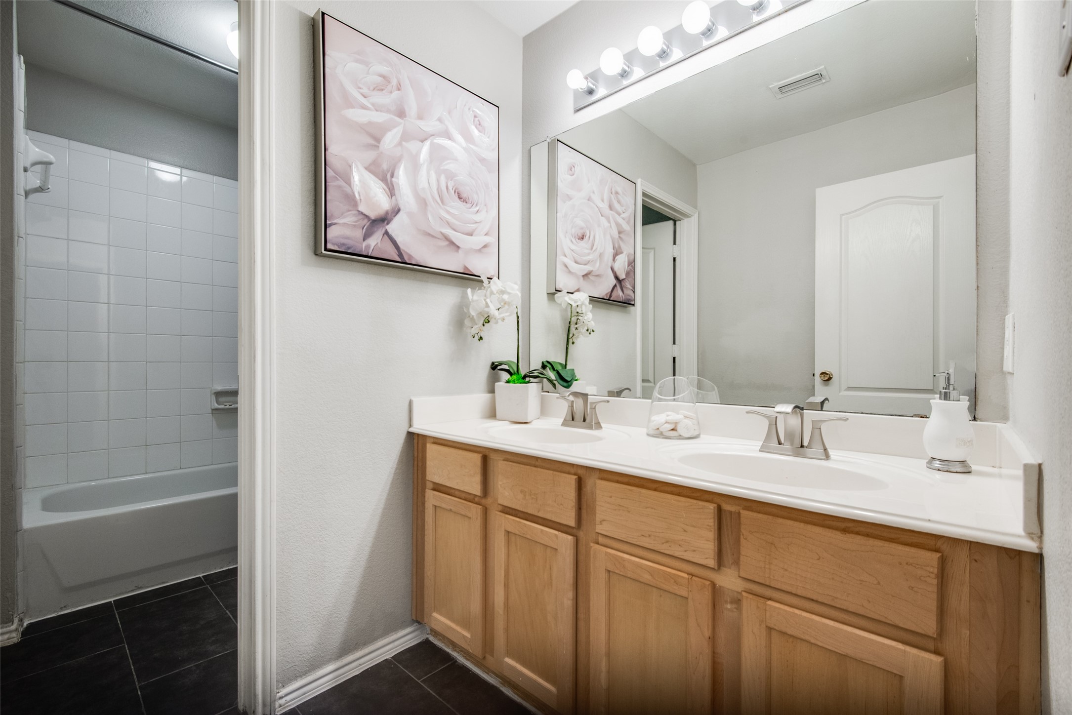 1425 Gatlinburg Circle Desoto TX 75115
