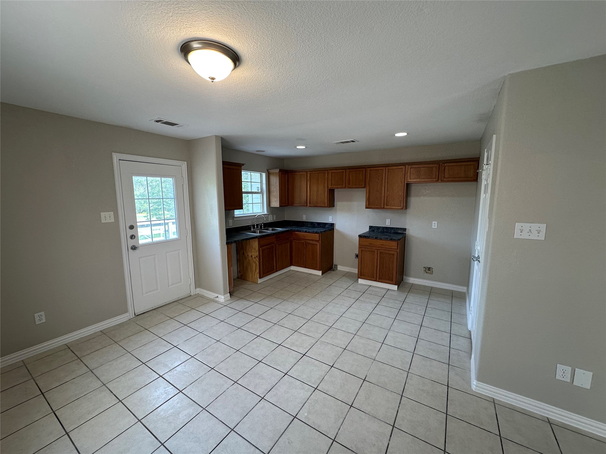 1160 S Belt Line Road Dallas TX 75253