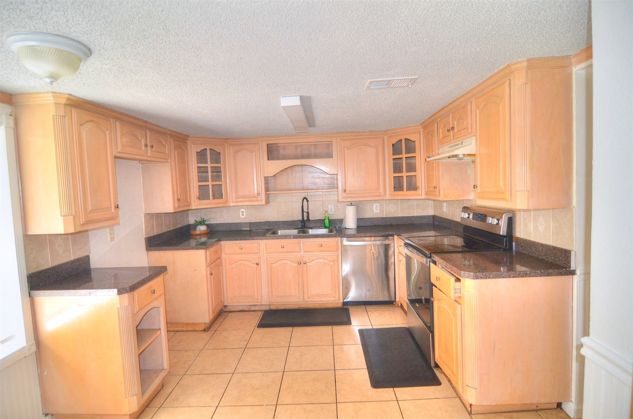 1412 West Shore Drive Richardson TX 75080