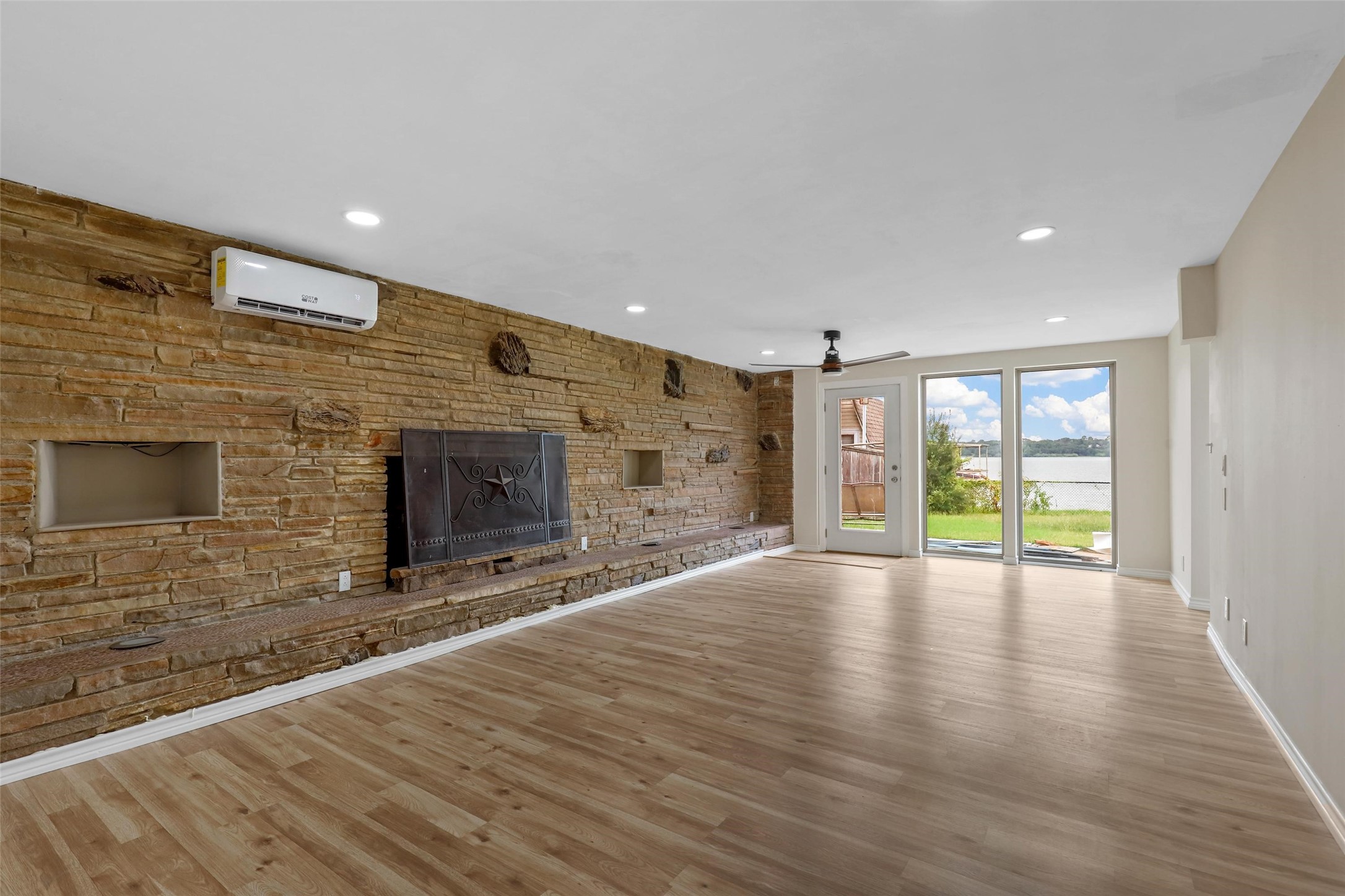 8048 Woodvale Road Fort Worth TX 76135