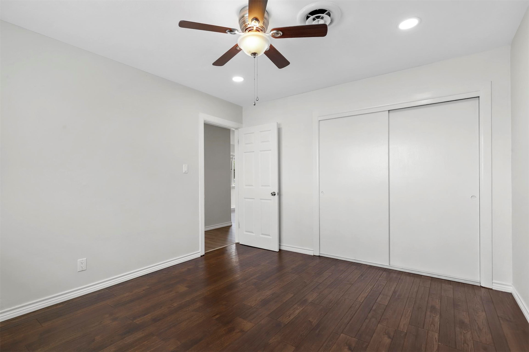 8048 Woodvale Road Fort Worth TX 76135