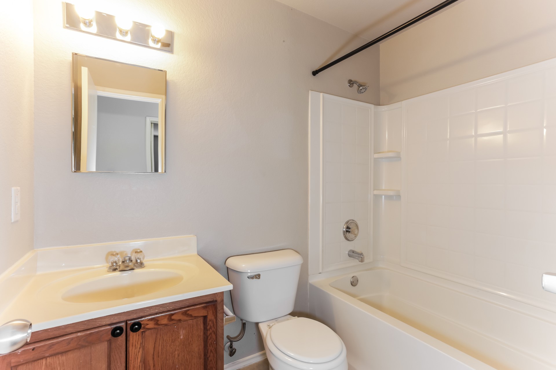 1413 Erin Drive Burleson TX 76028