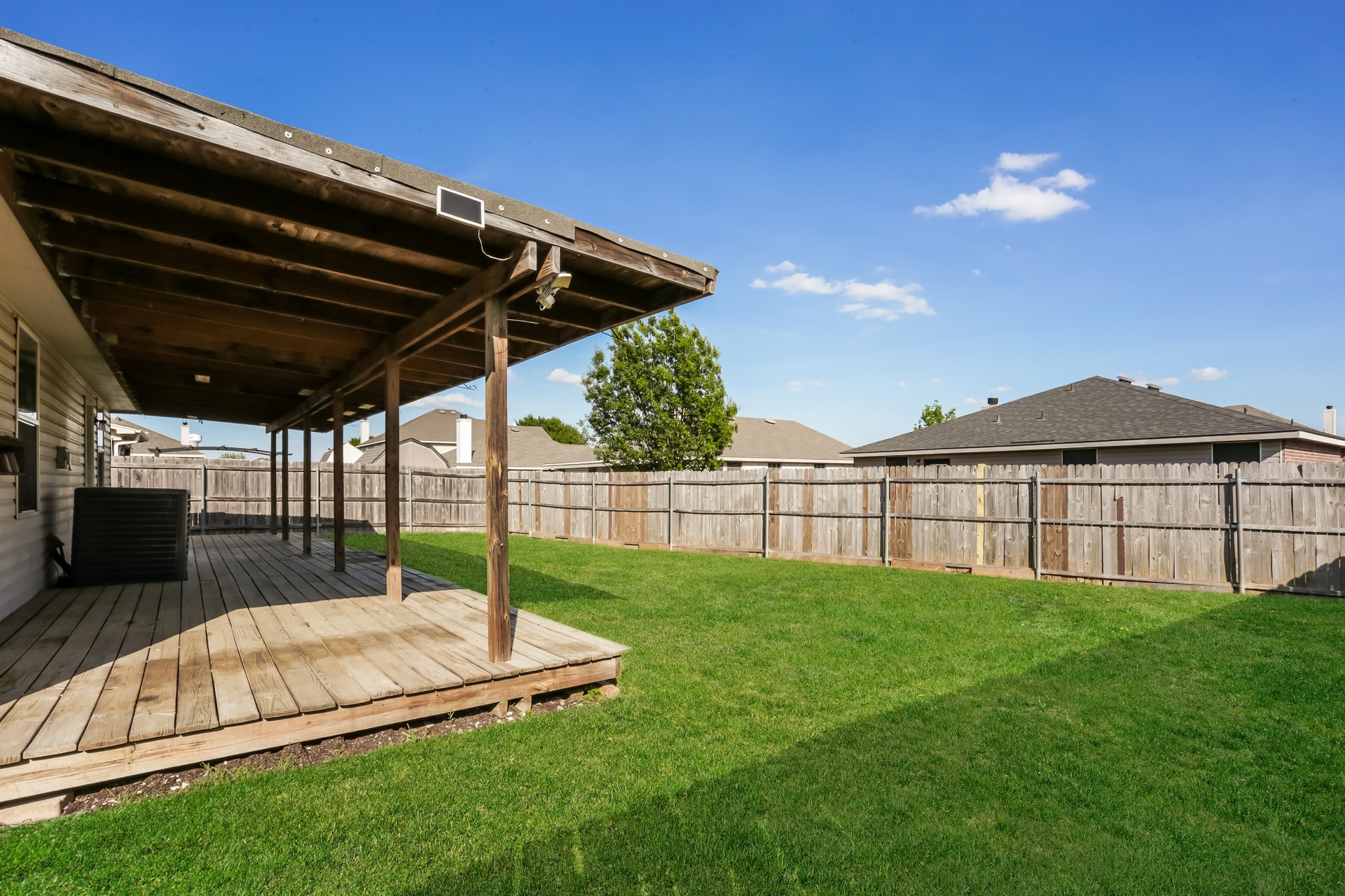 1413 Erin Drive Burleson TX 76028