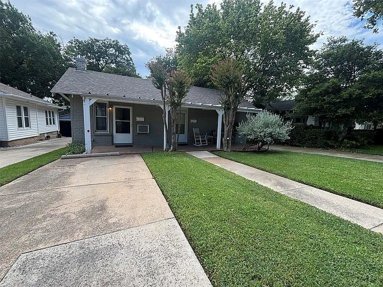 1609 Virginia Place Fort Worth TX 76107