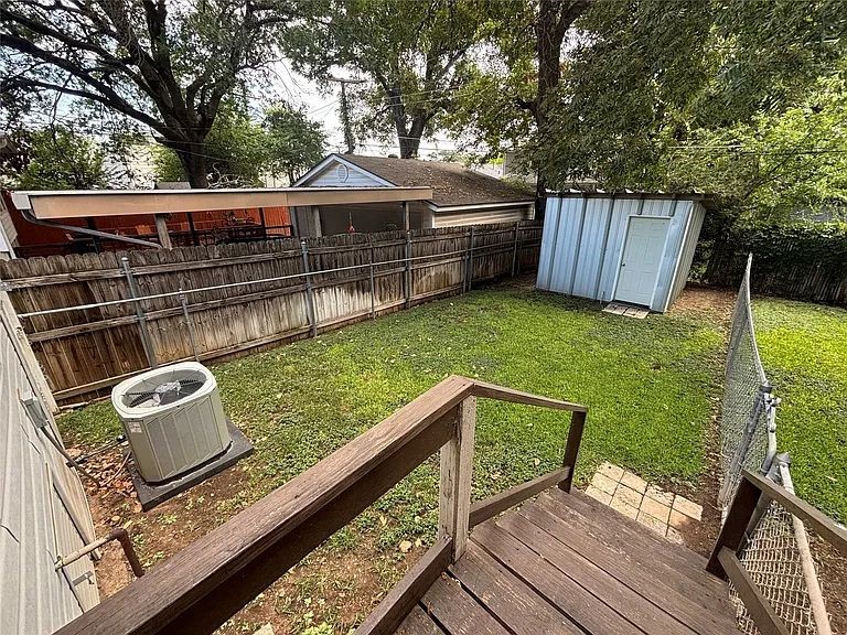 1609 Virginia Place Fort Worth TX 76107