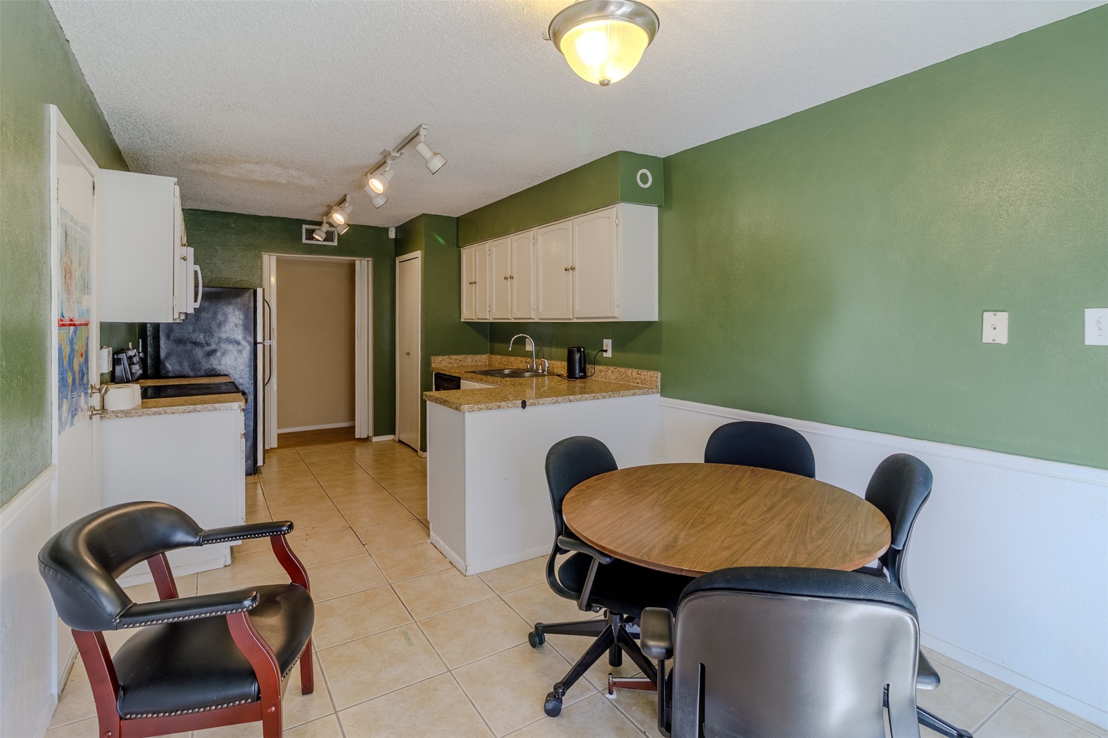 2614 Saint George Drive Garland TX 75044
