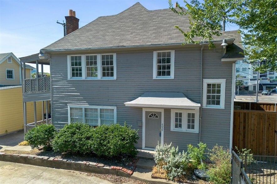 4039 Roswell Street Dallas TX 75219