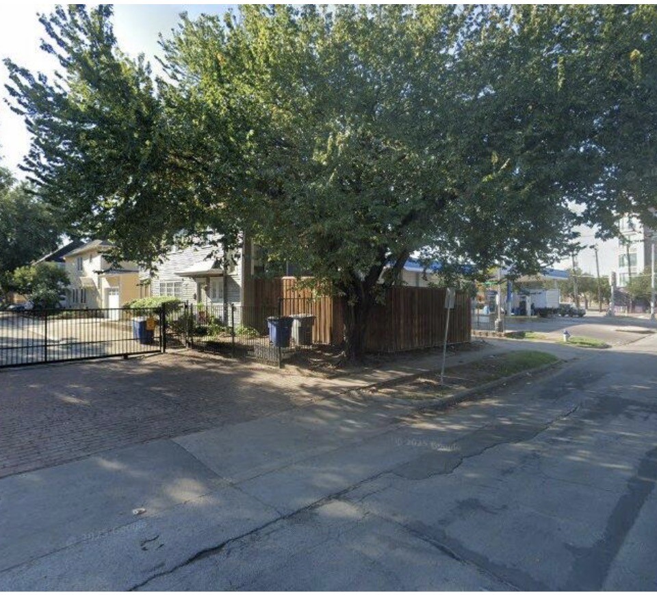 4039 Roswell Street Dallas TX 75219
