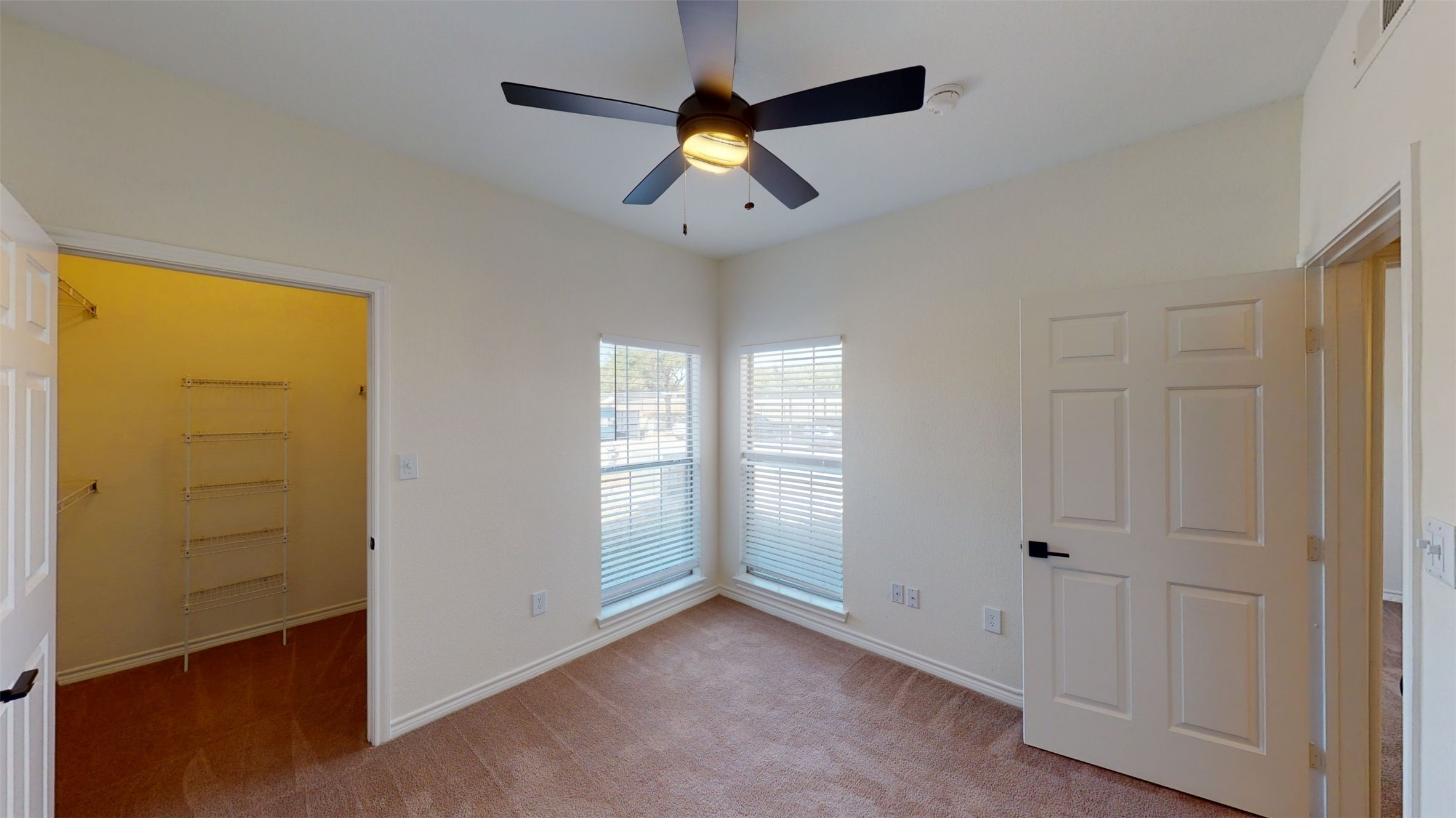 1600 N 9th Street Midlothian TX 76065