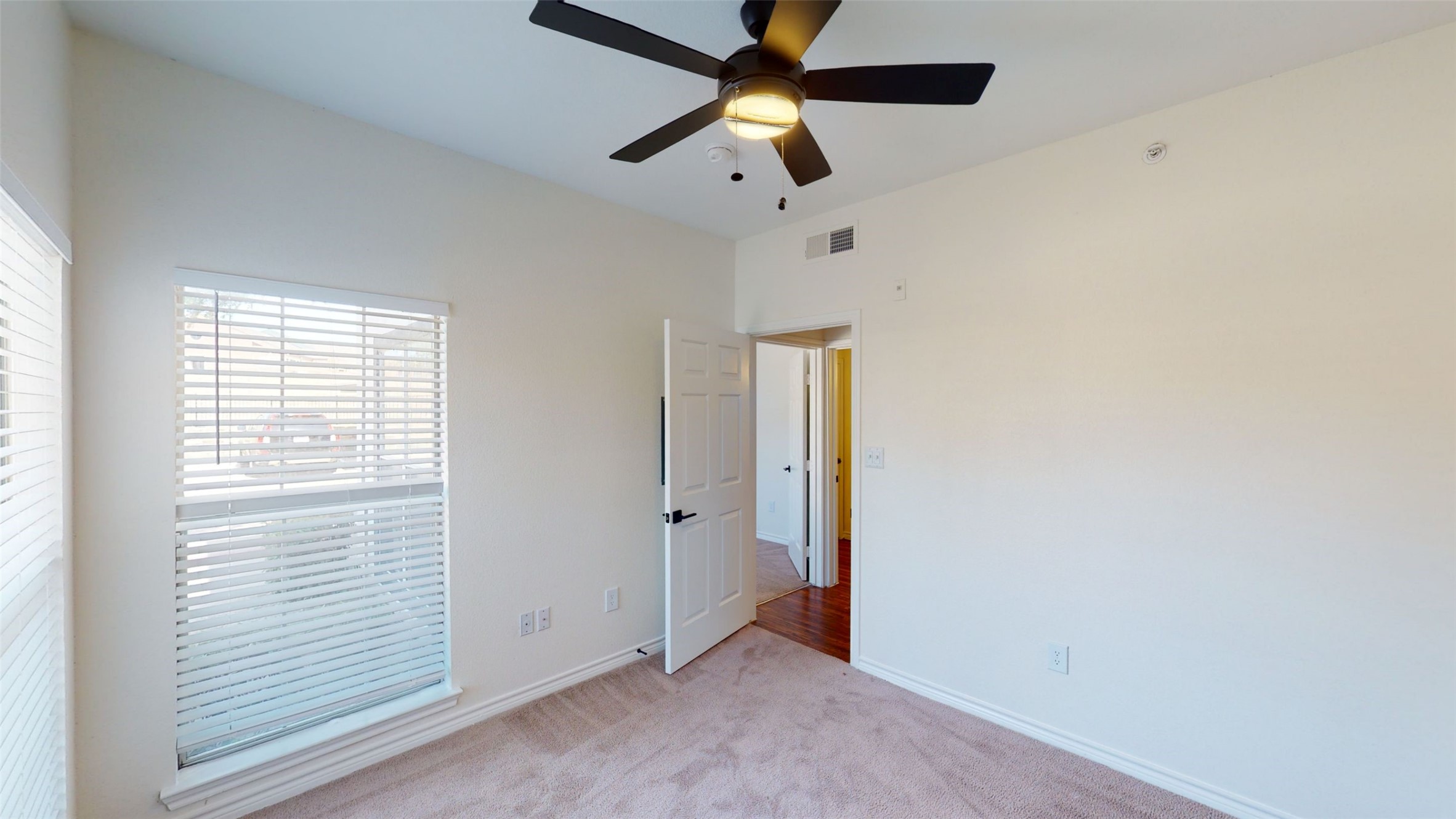 1600 N 9th Street Midlothian TX 76065