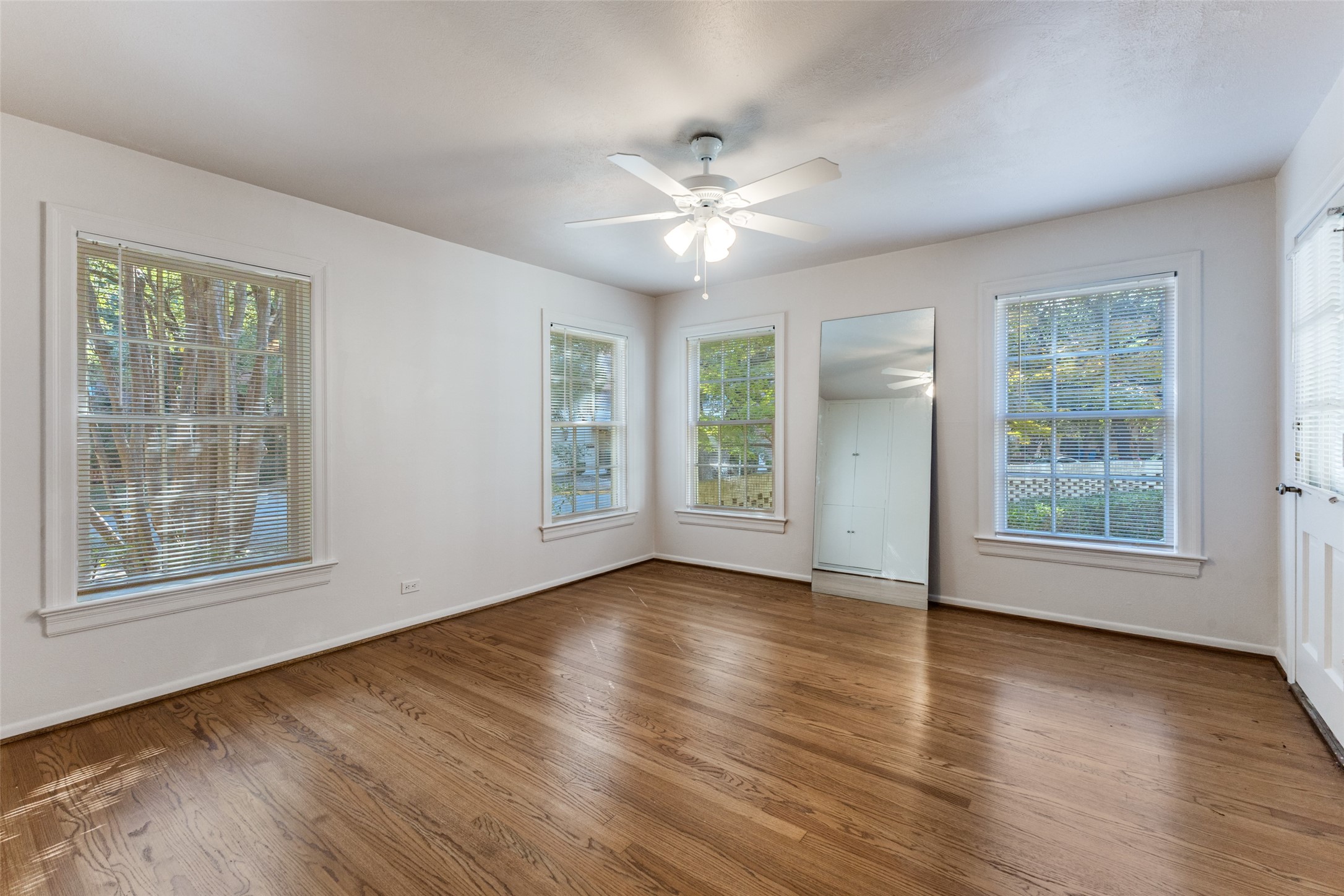 4501 Fairway Avenue Highland Park TX 75219
