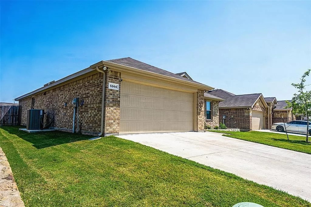 5344 Brahma Trail Fort Worth TX 76179