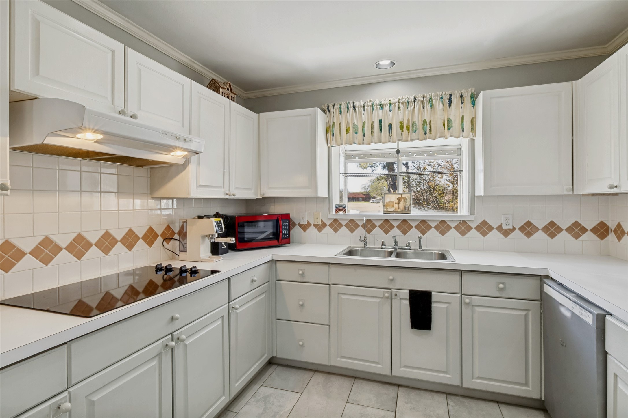 3024 Encino Drive Dallas TX 75228