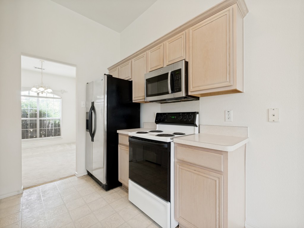 4528 Saint Francis Avenue Dallas TX 75227