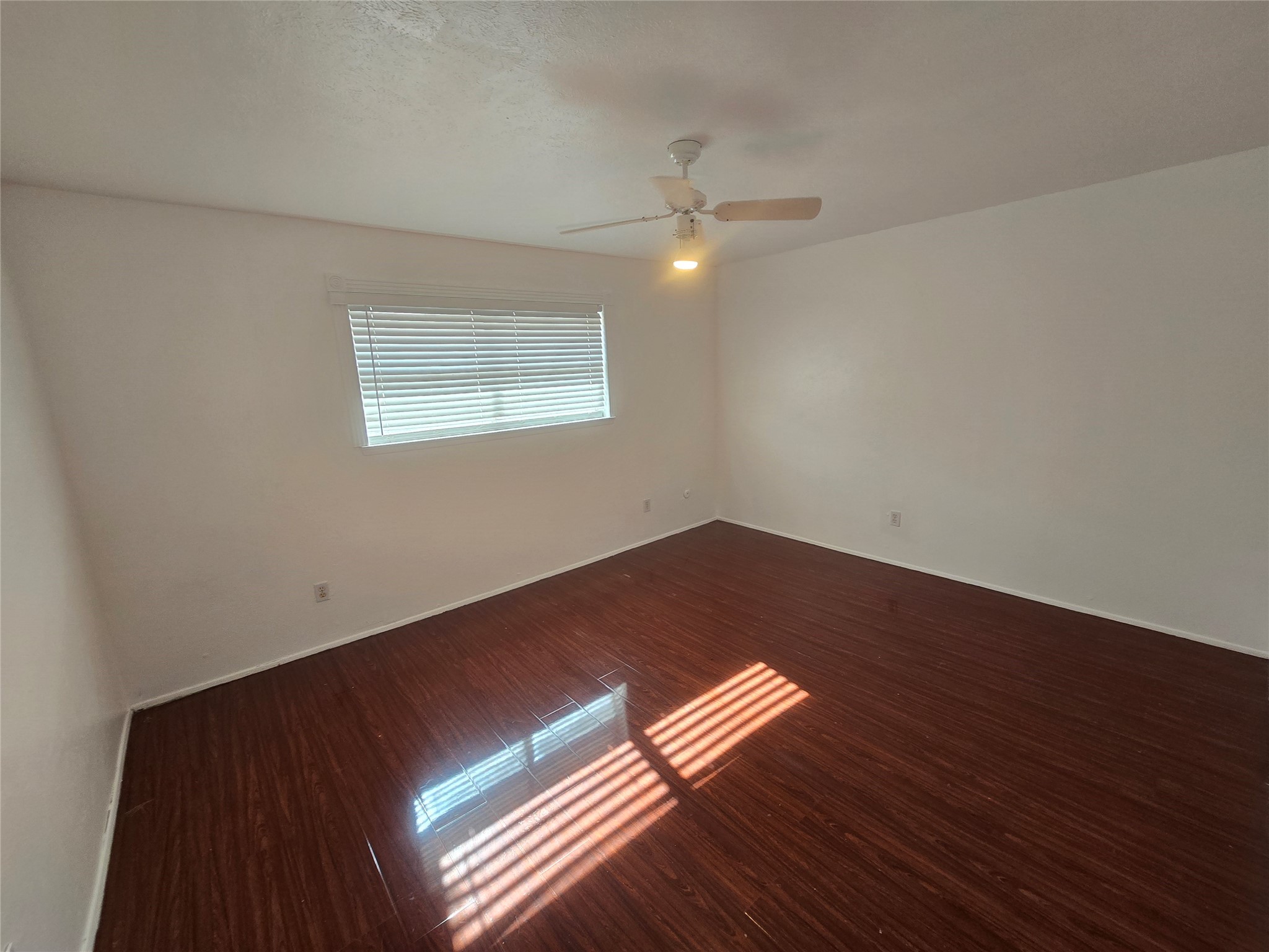 8071 Meadow Road Dallas TX 75231