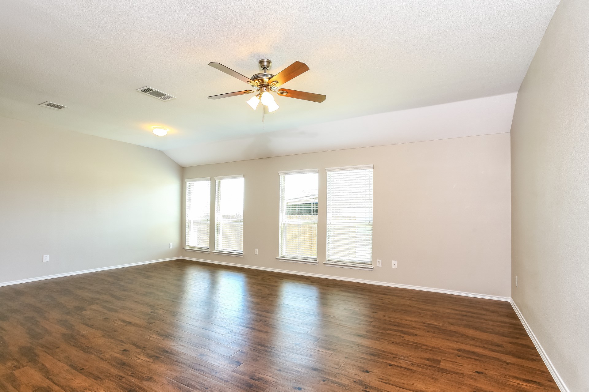 1404 Waco Turner Royse City TX 75189