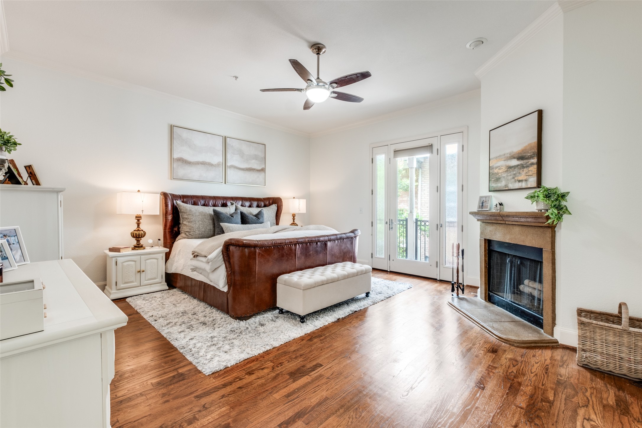 5709 Lewis Street Dallas TX 75206