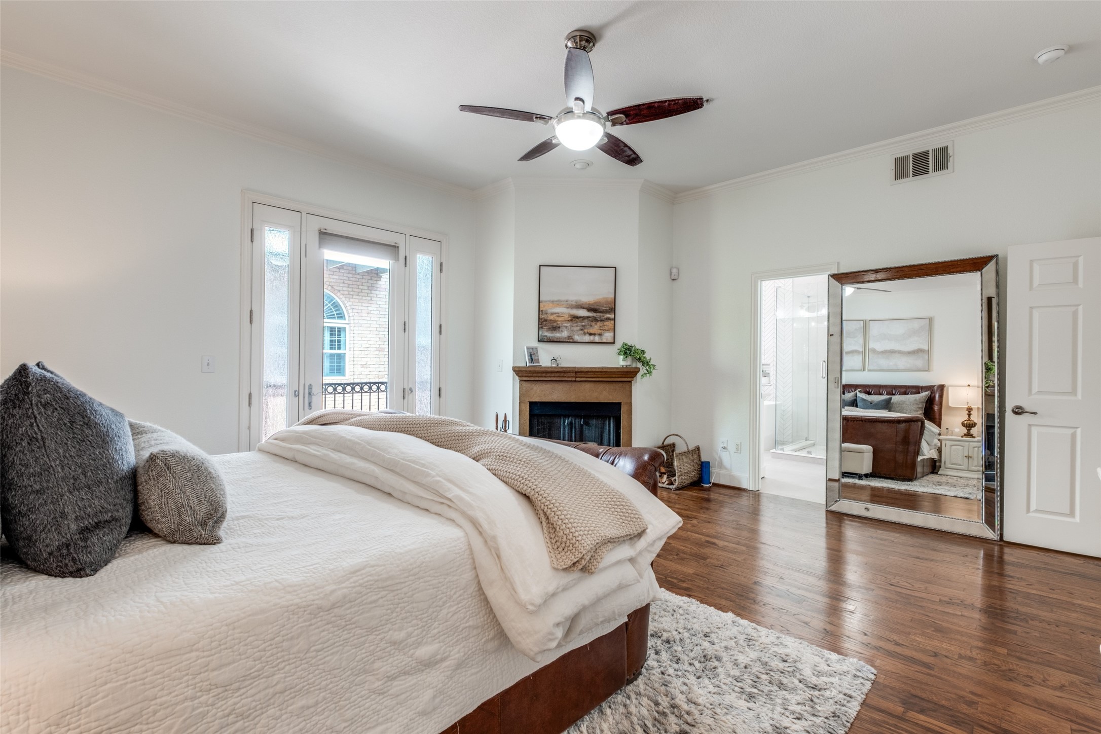 5709 Lewis Street Dallas TX 75206