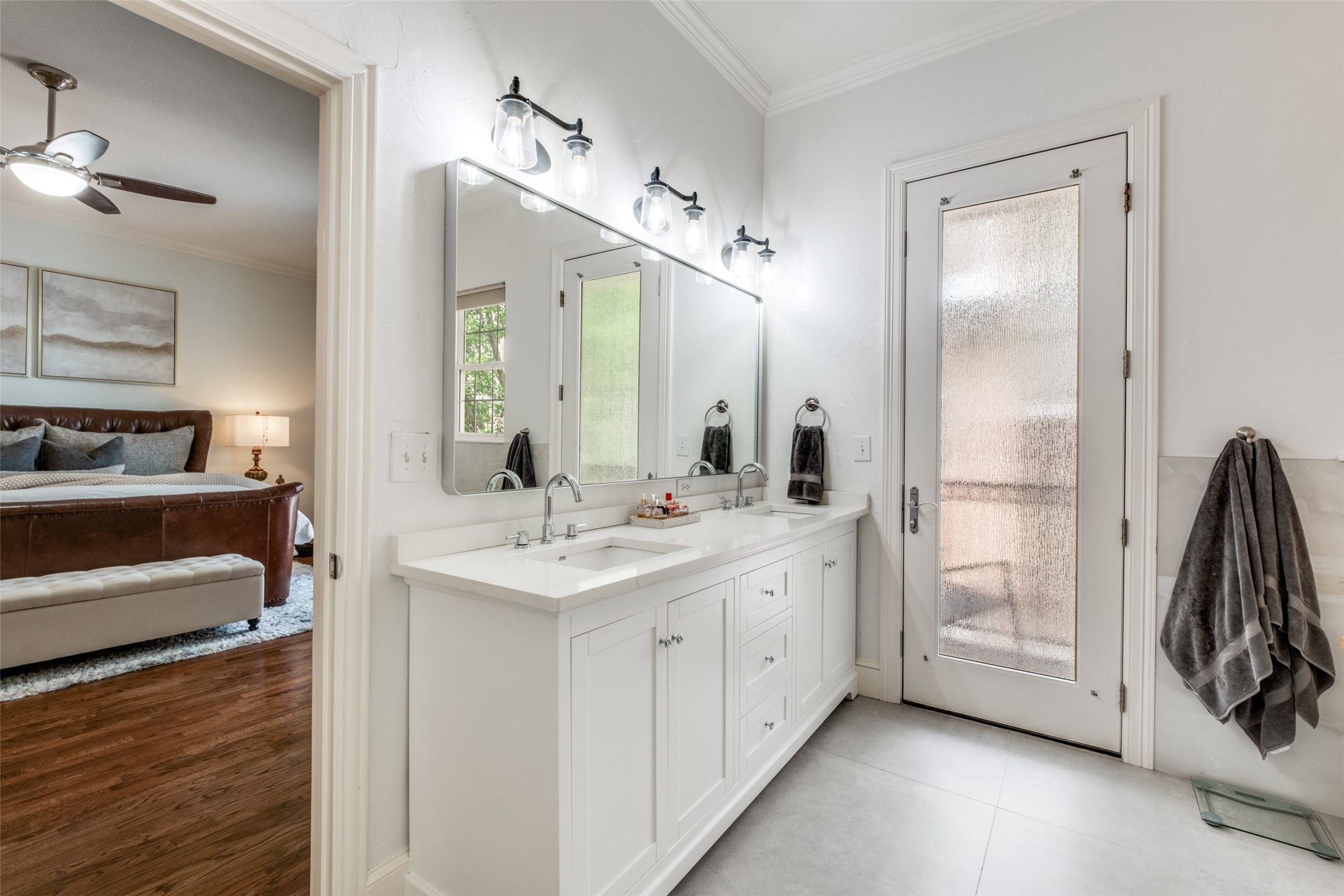5709 Lewis Street Dallas TX 75206