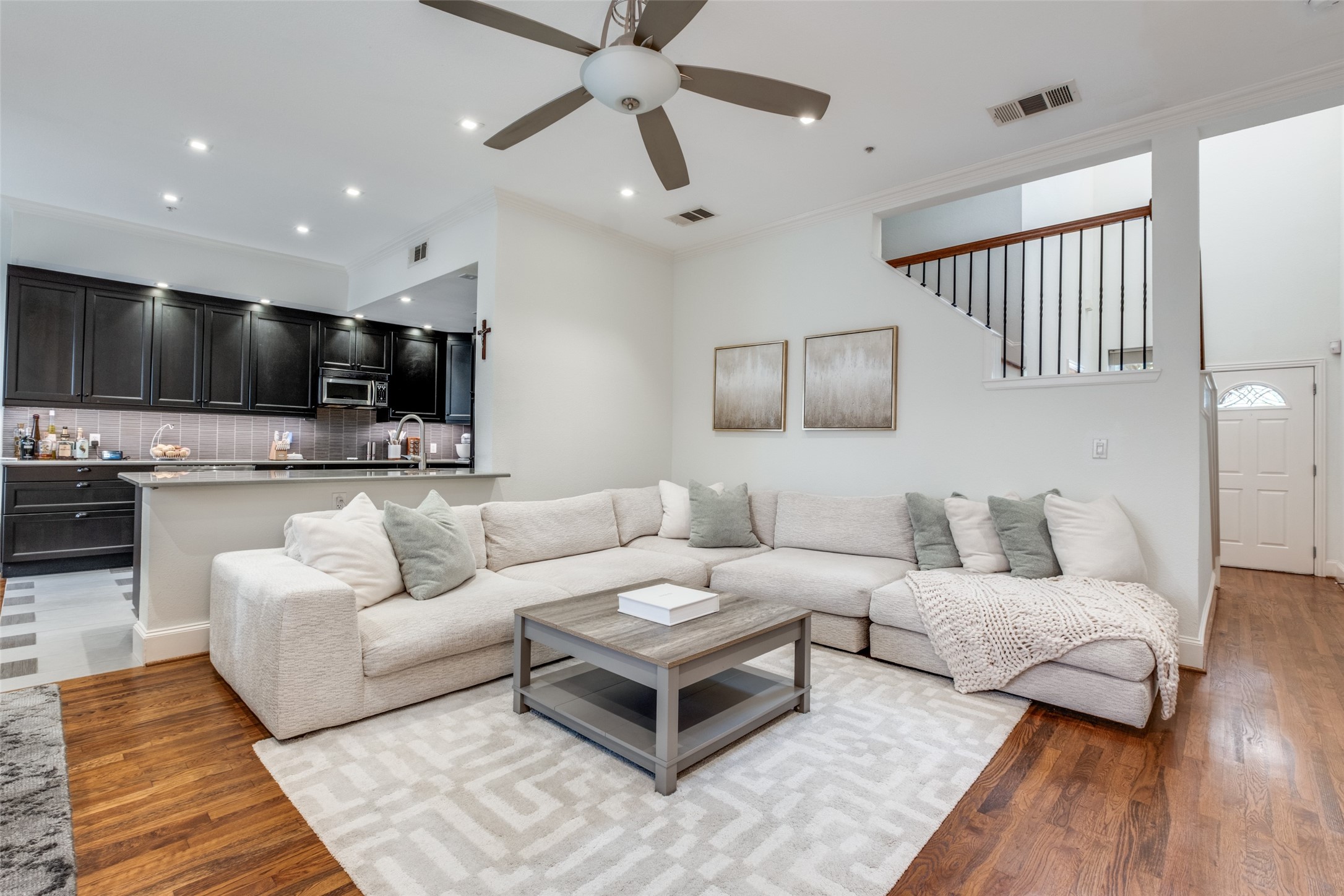 5709 Lewis Street Dallas TX 75206
