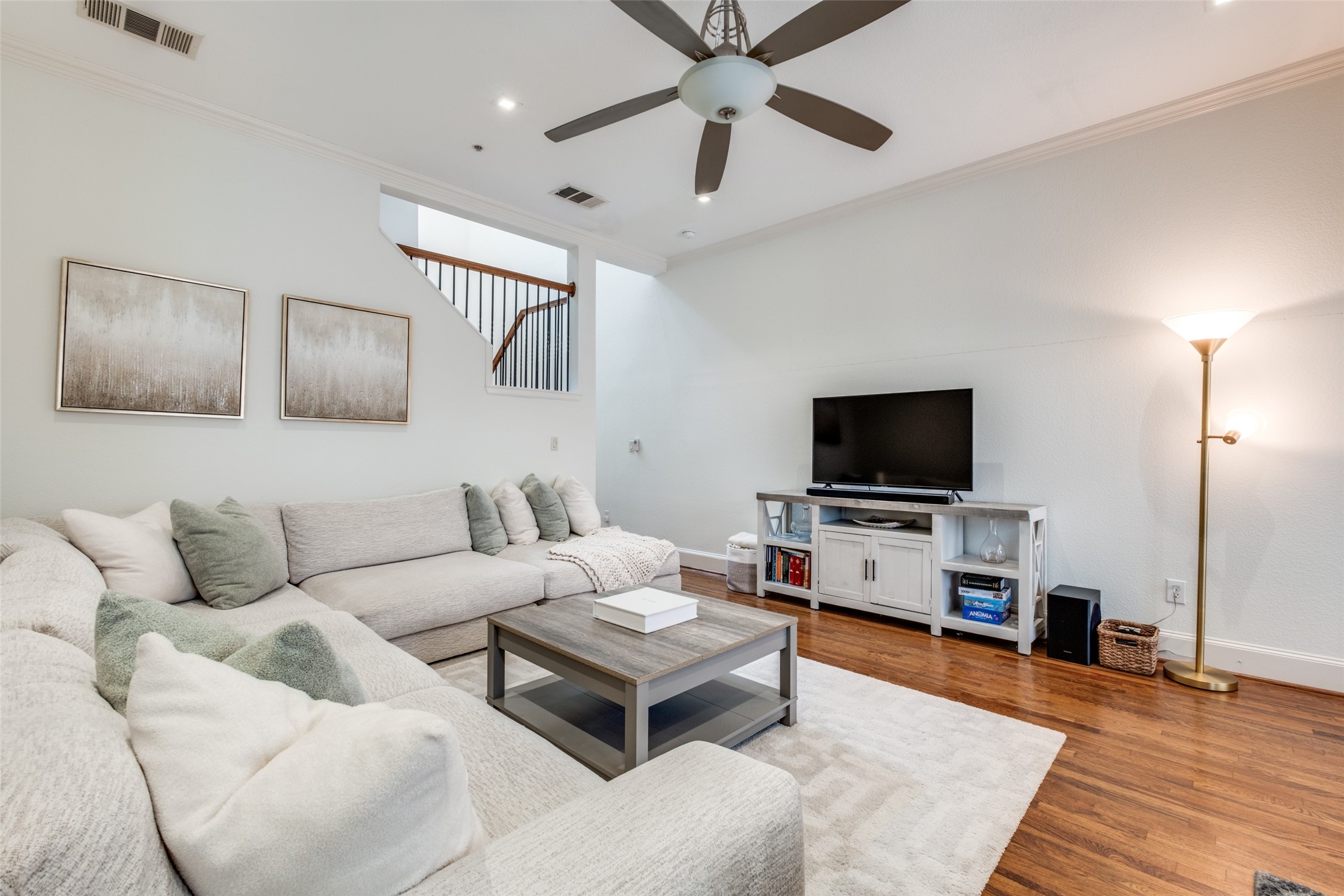 5709 Lewis Street Dallas TX 75206