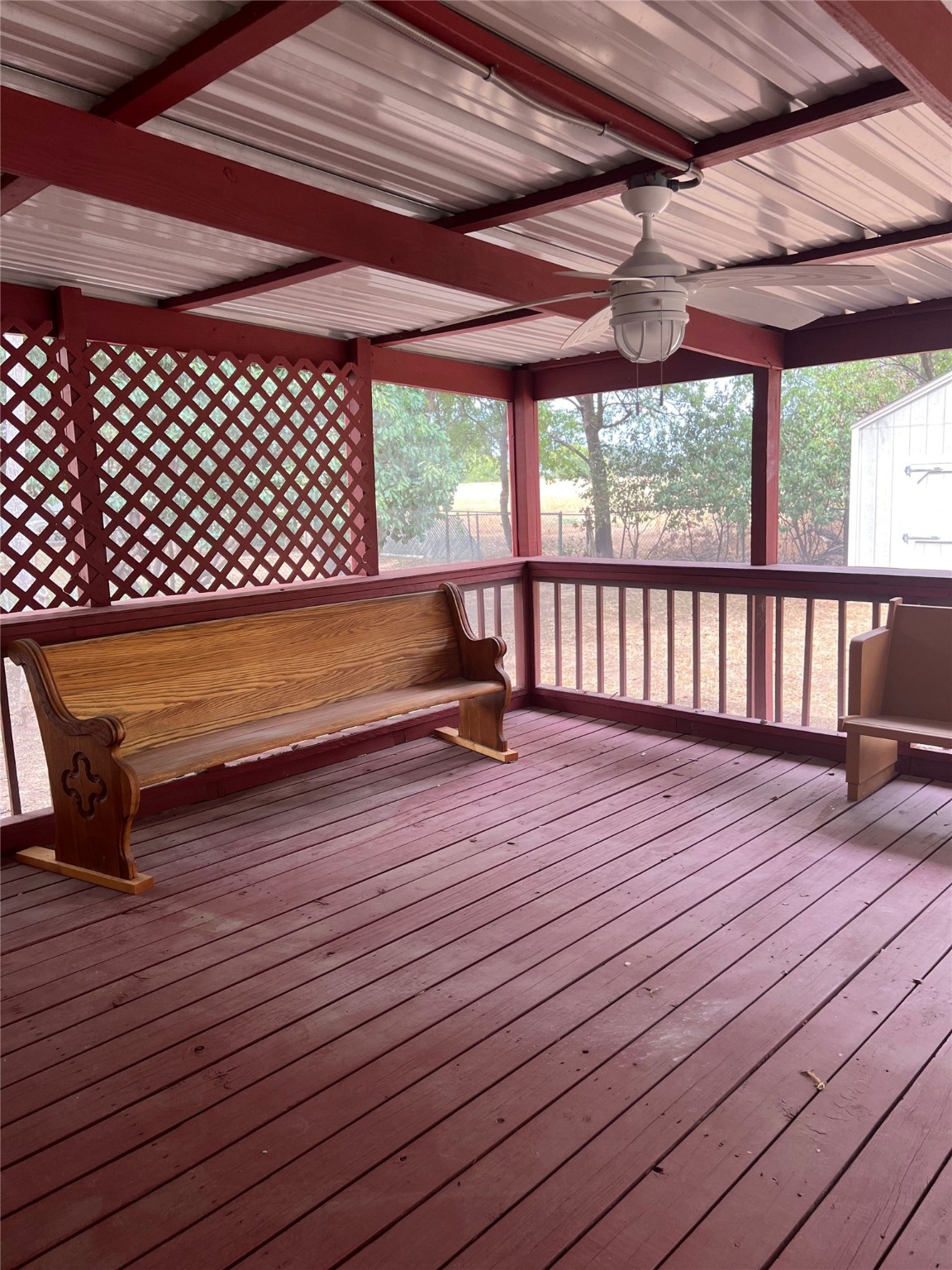 814 W Bridge Street Granbury TX 76048