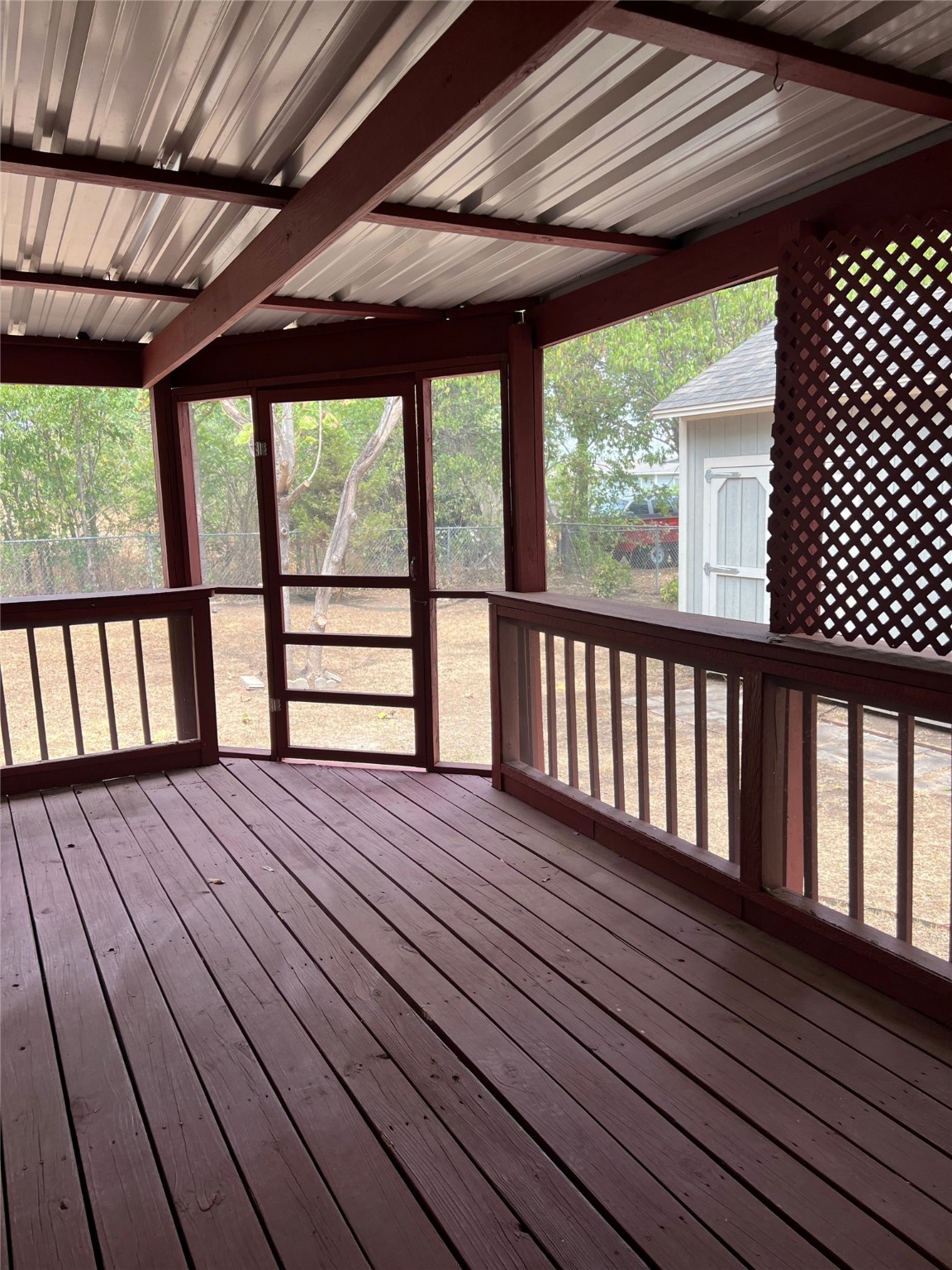 814 W Bridge Street Granbury TX 76048