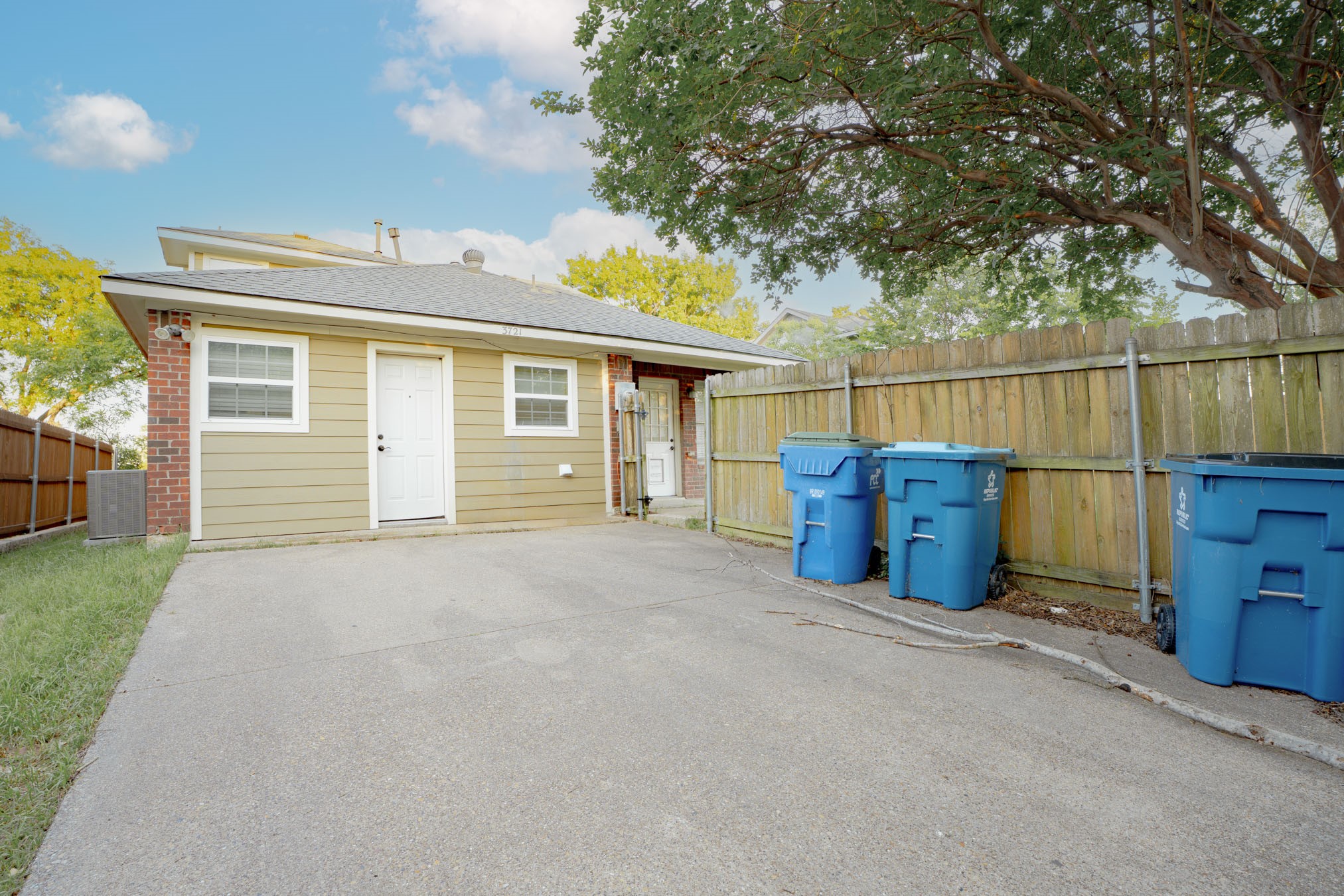 3721 Smartt Street Rowlett TX 75088