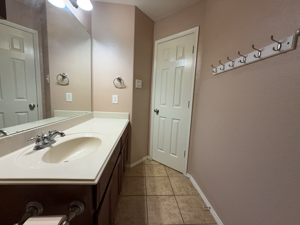 9709 Gessner Drive Fort Worth TX 76244