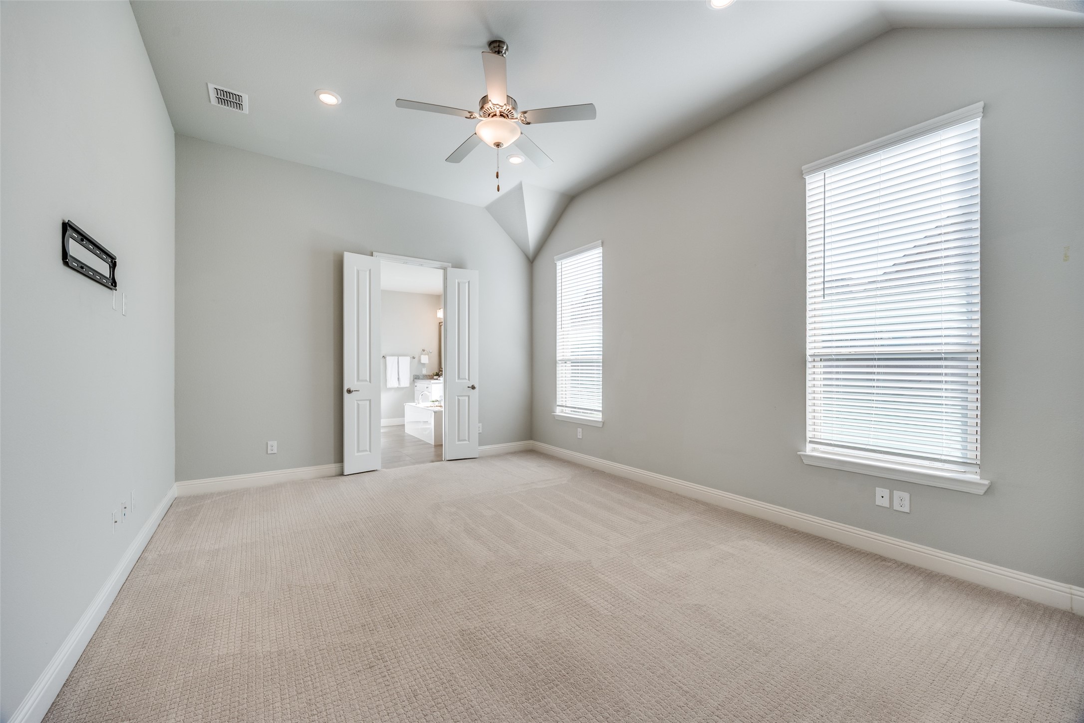 8213 Centipede Court Dallas TX 75252
